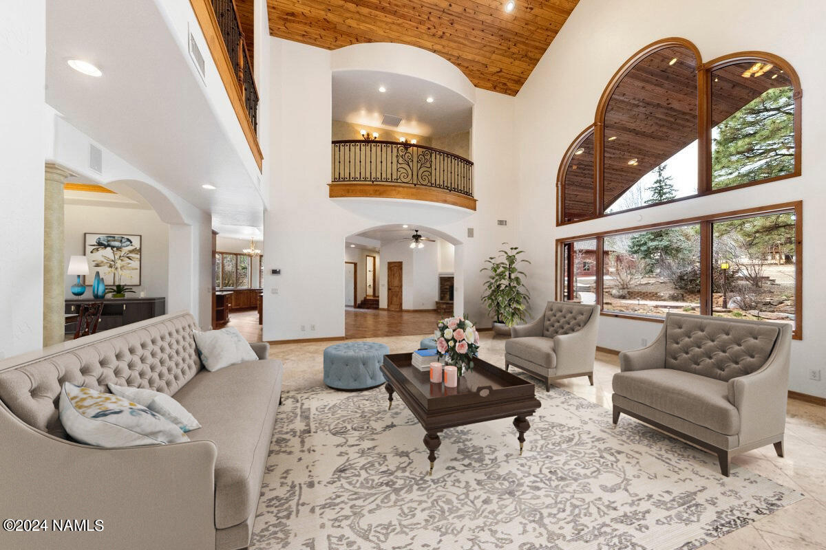 7050 Oakwood Pines Drive