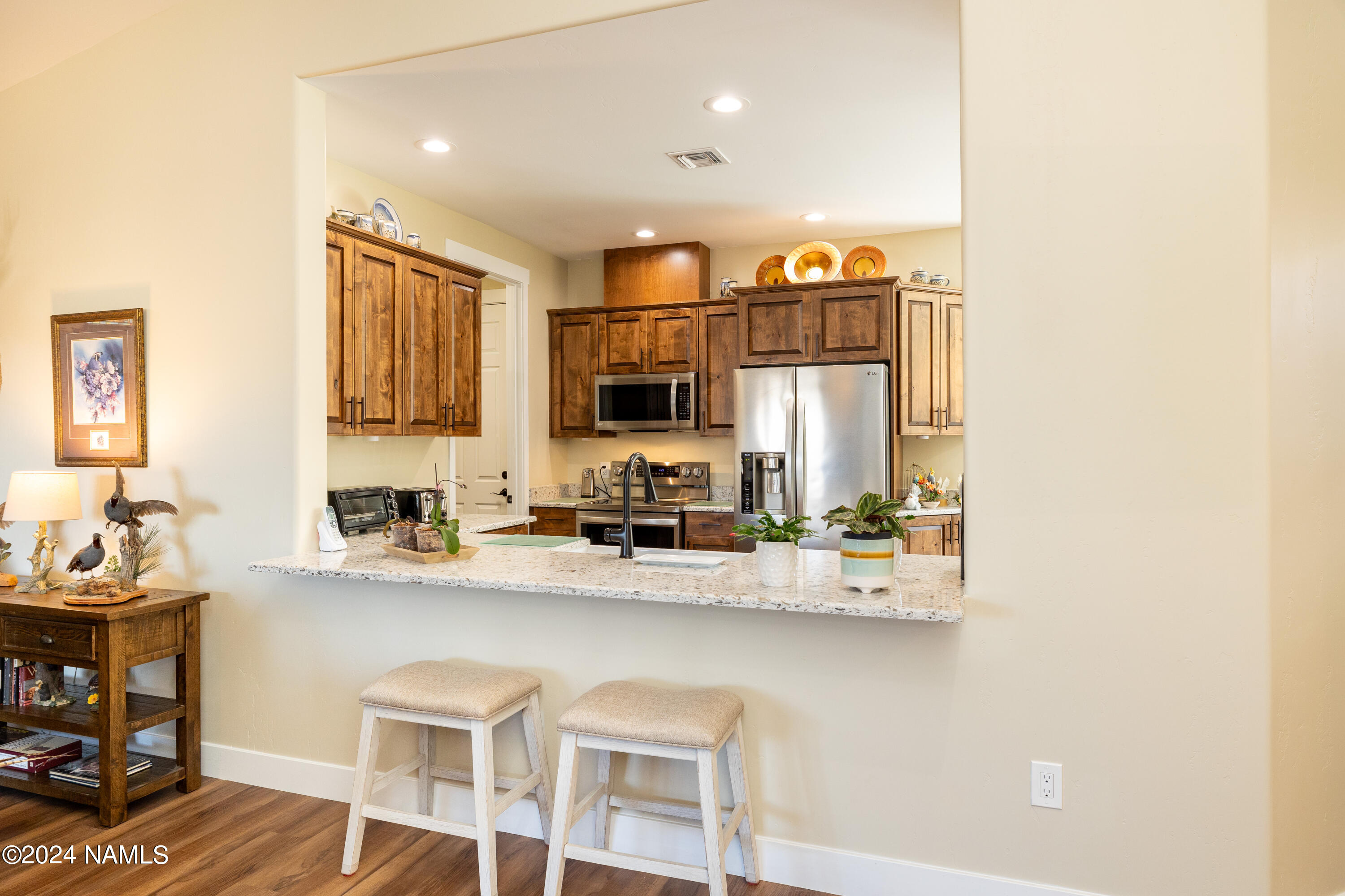 663 W Brookline Loop