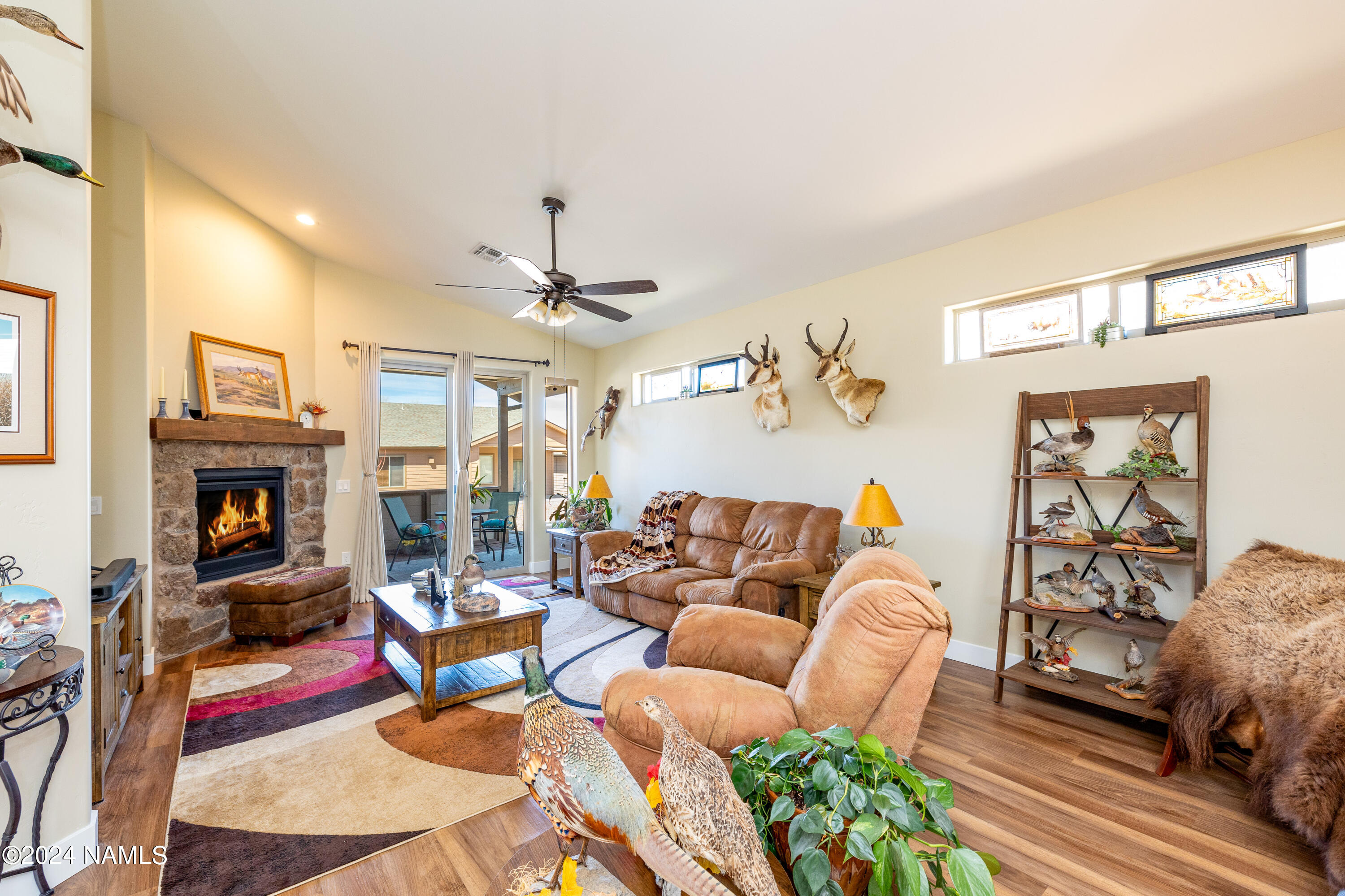 663 W Brookline Loop