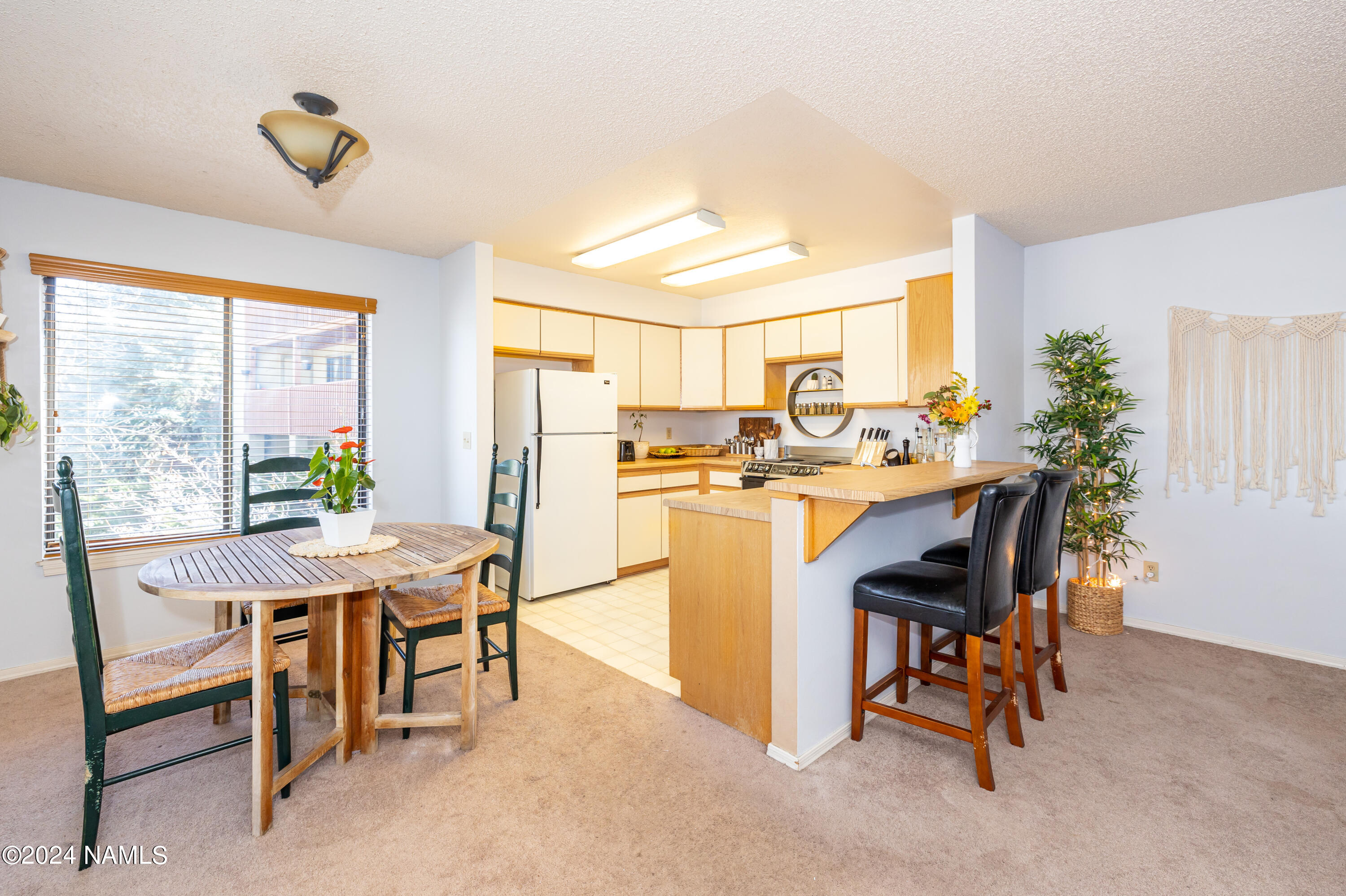 2795 N Walnut Hills Drive, 46