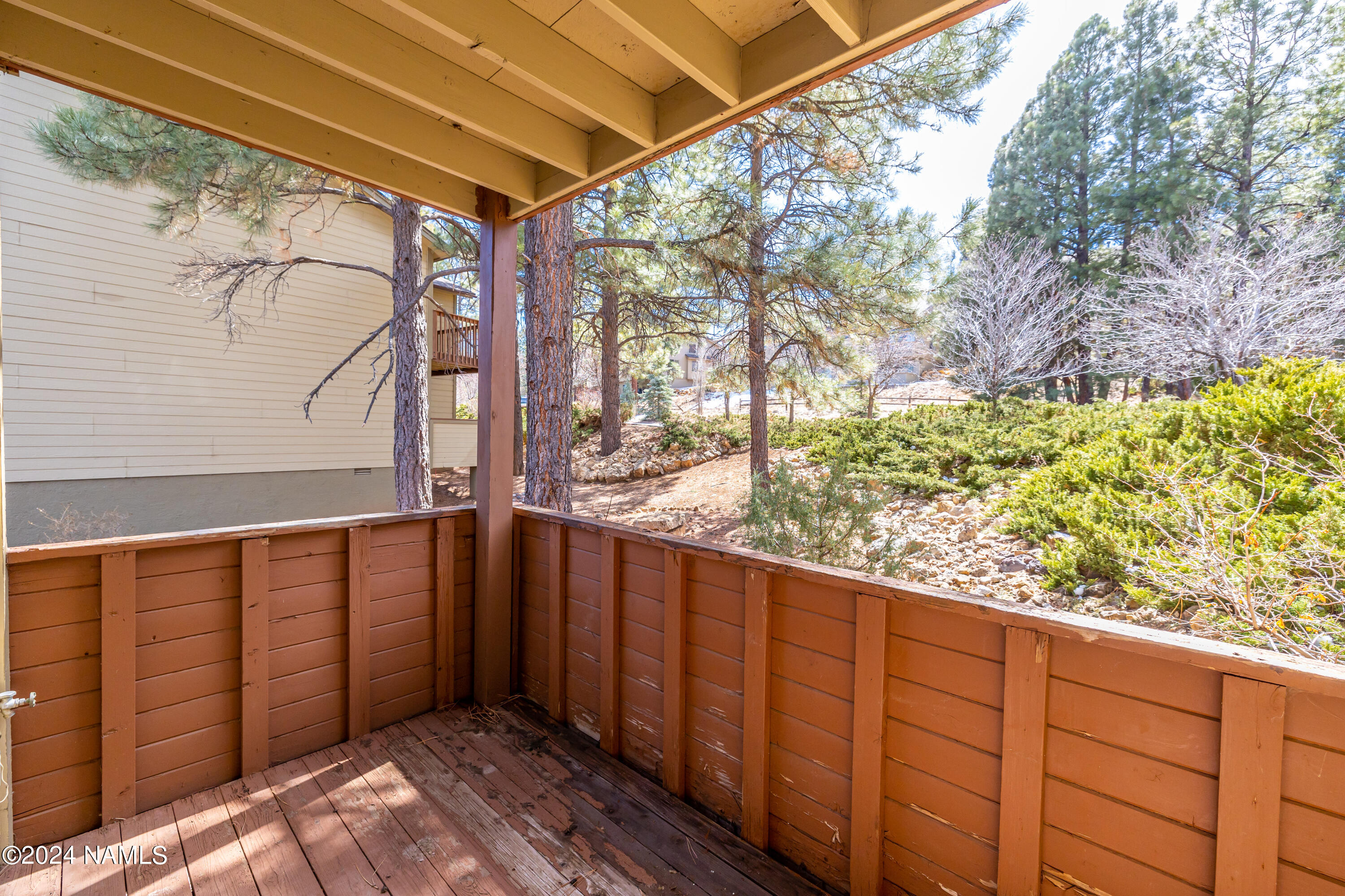2795 N Walnut Hills Drive, 46