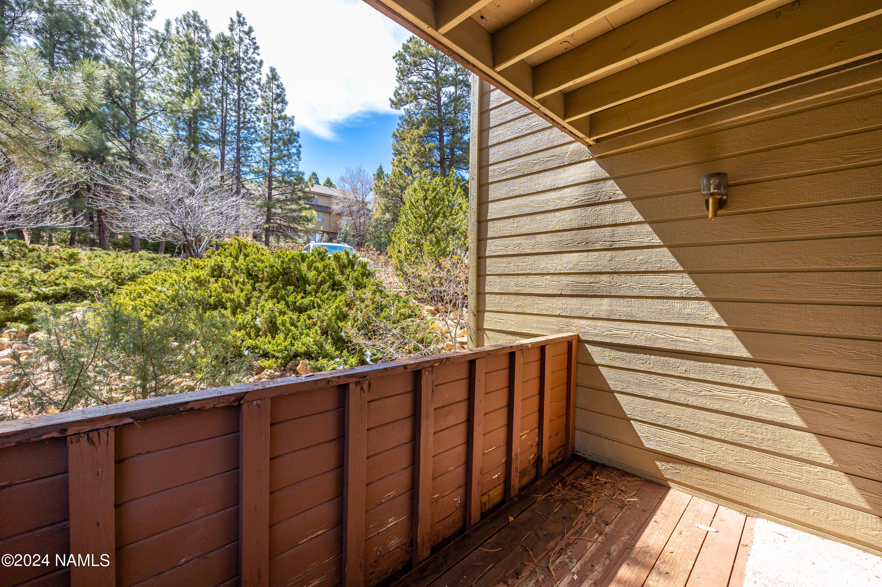 2795 N Walnut Hills Drive, 46