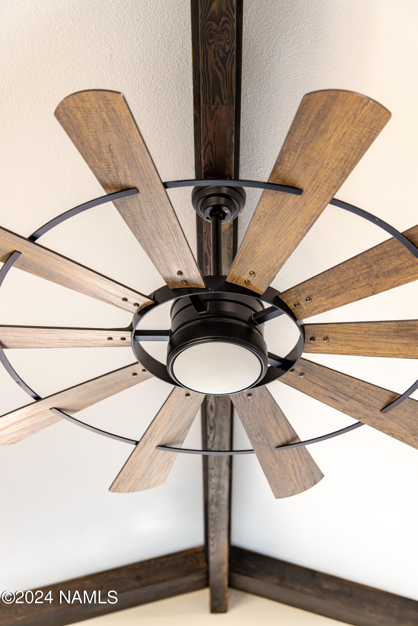 1980 W Dolores Lane
