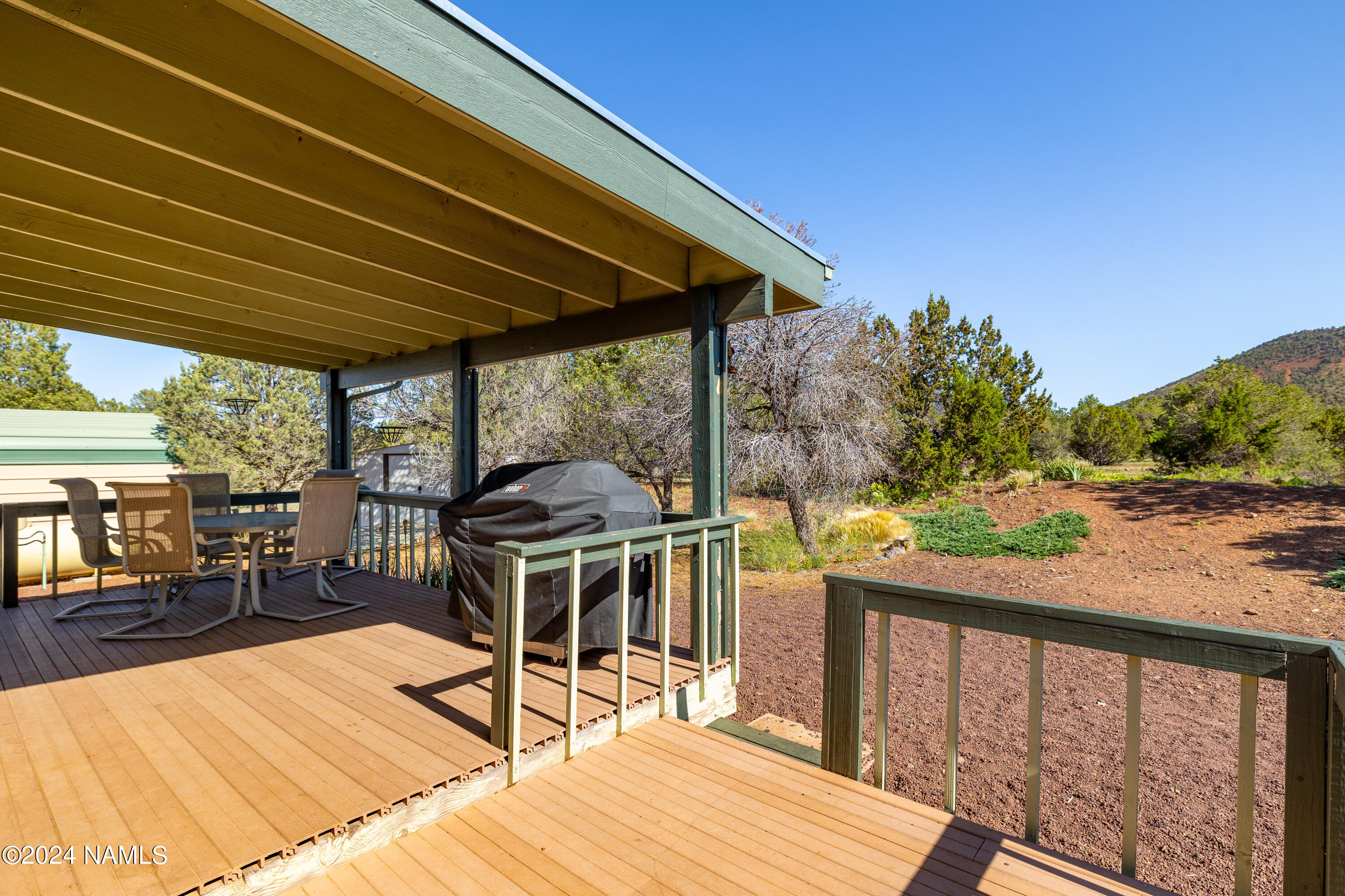 1326 E Ventura Avenue