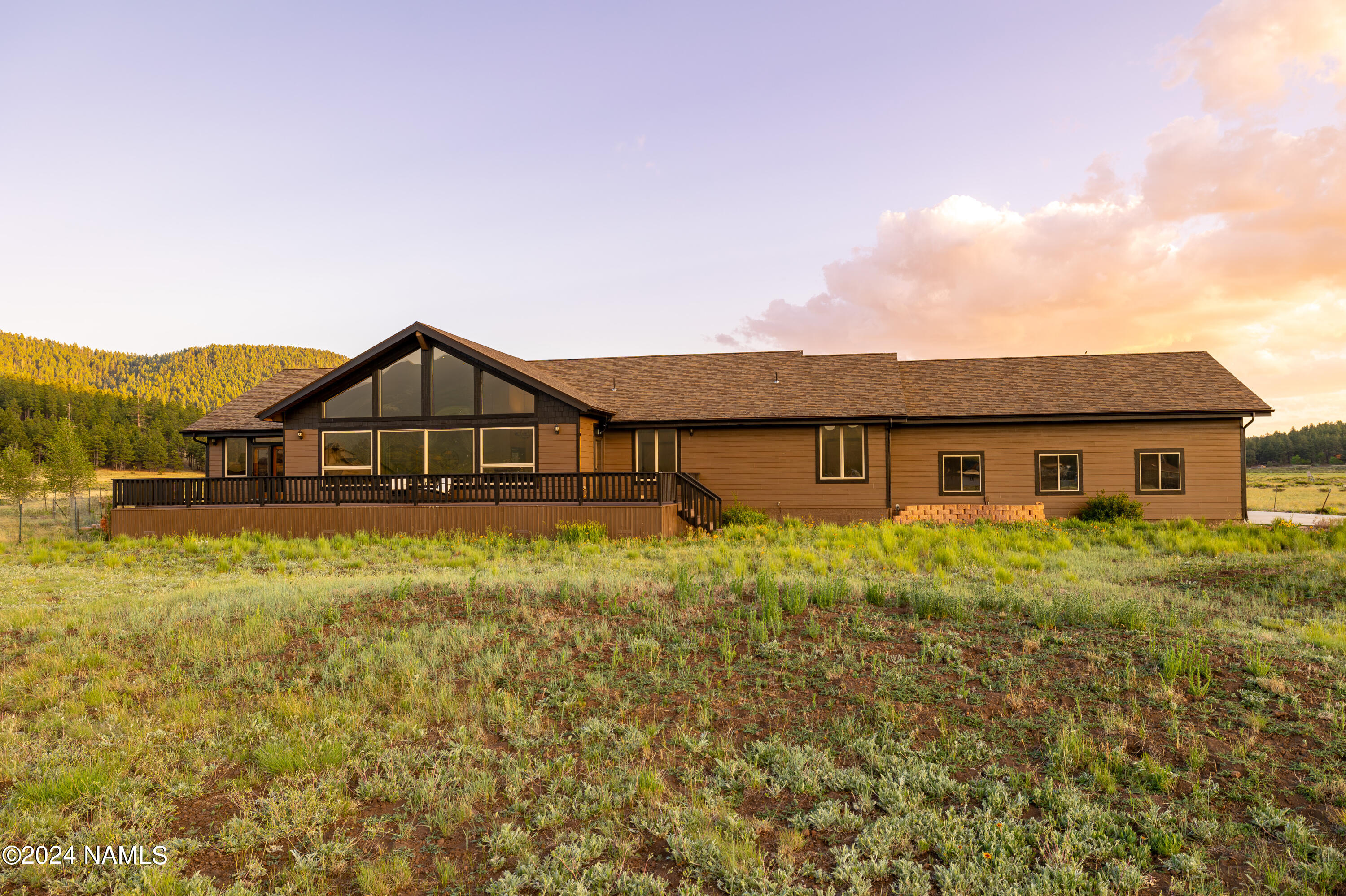 8607 W Roundup Trail