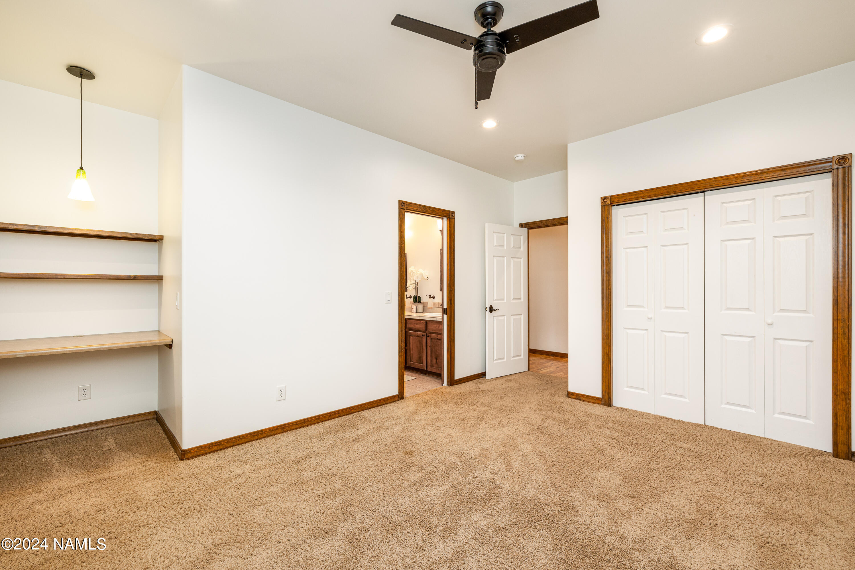 8607 W Roundup Trail