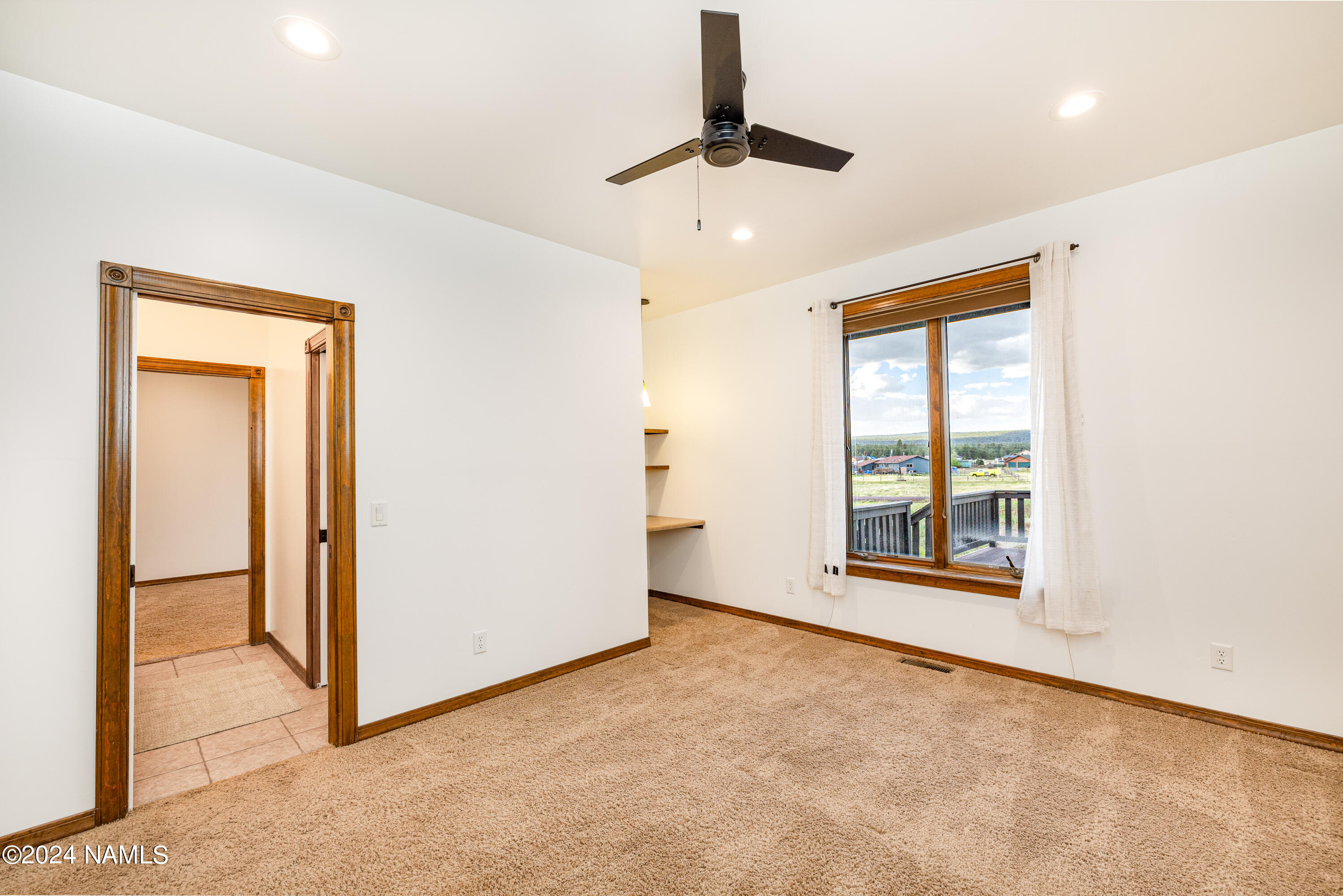 8607 W Roundup Trail