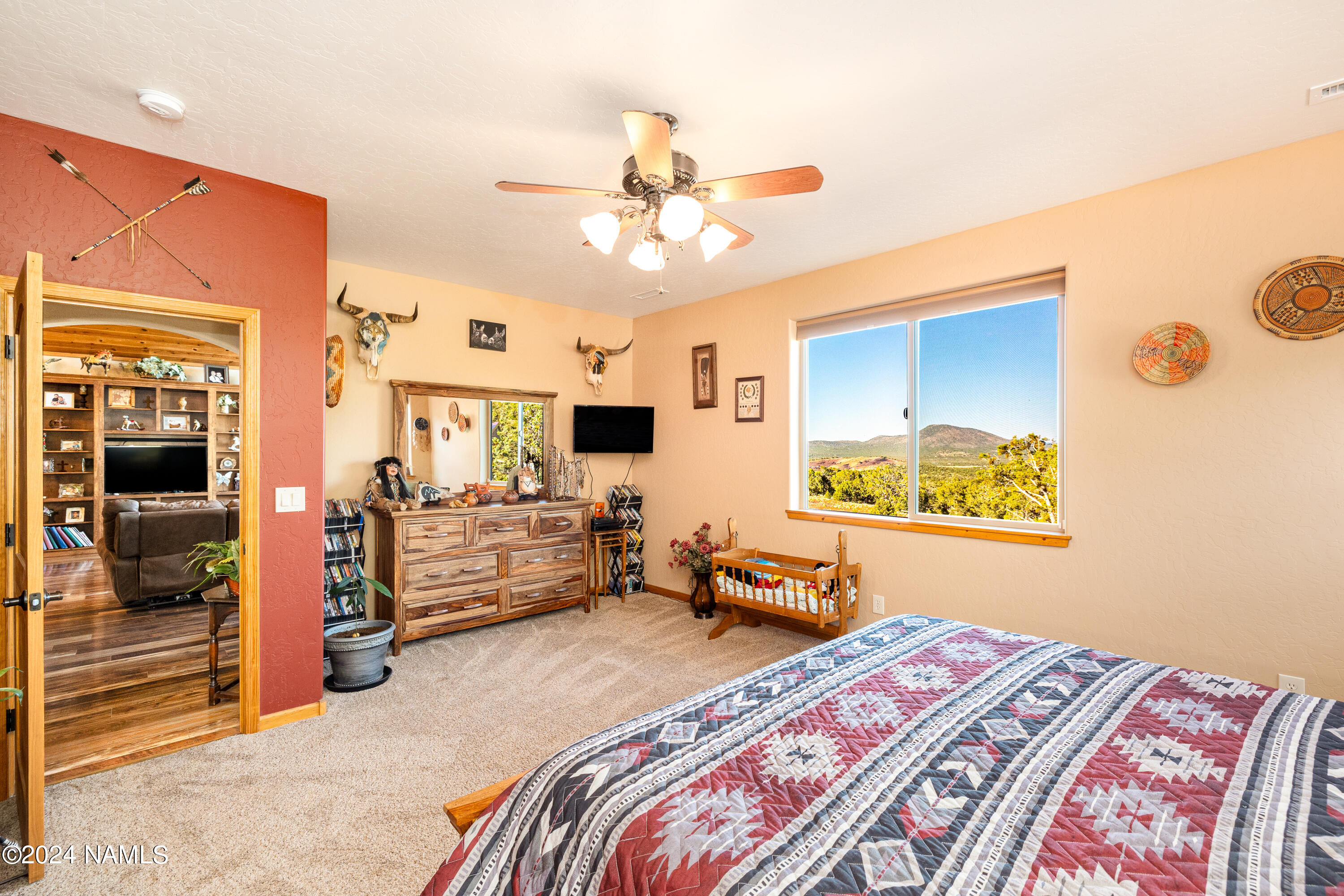 660 W Flushing Quail Road
