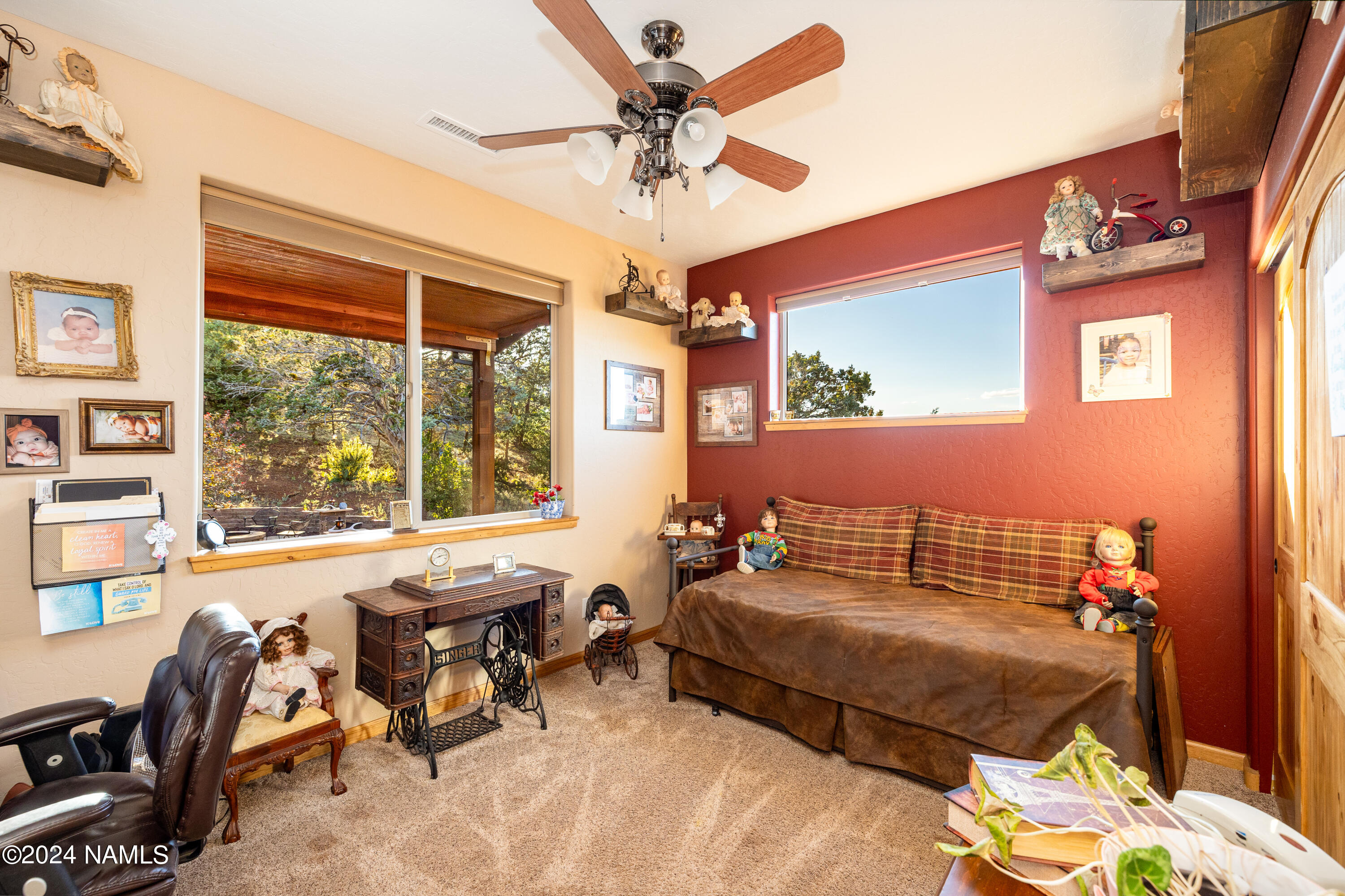 660 W Flushing Quail Road