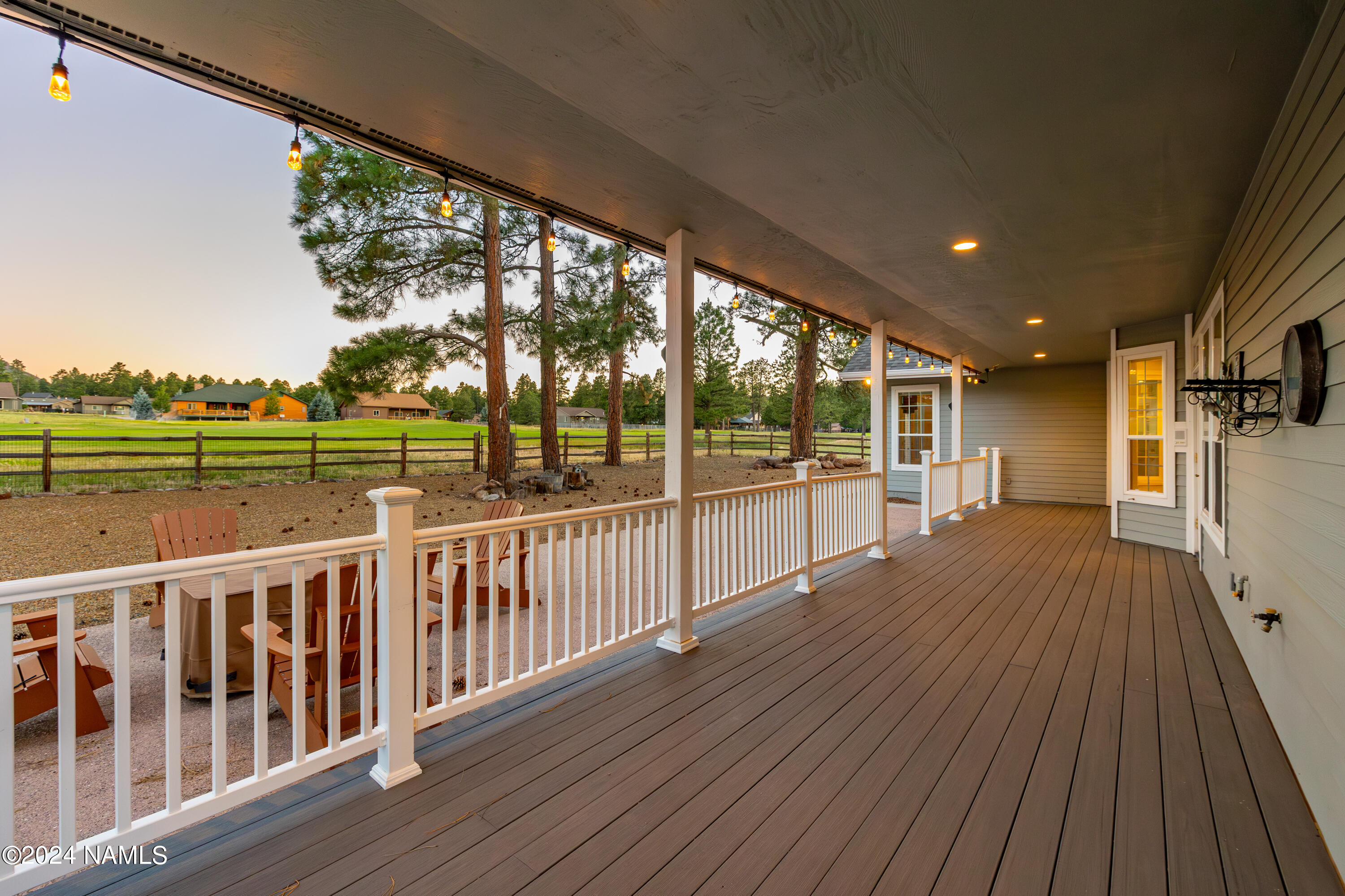 2511 W Brookhollow Drive