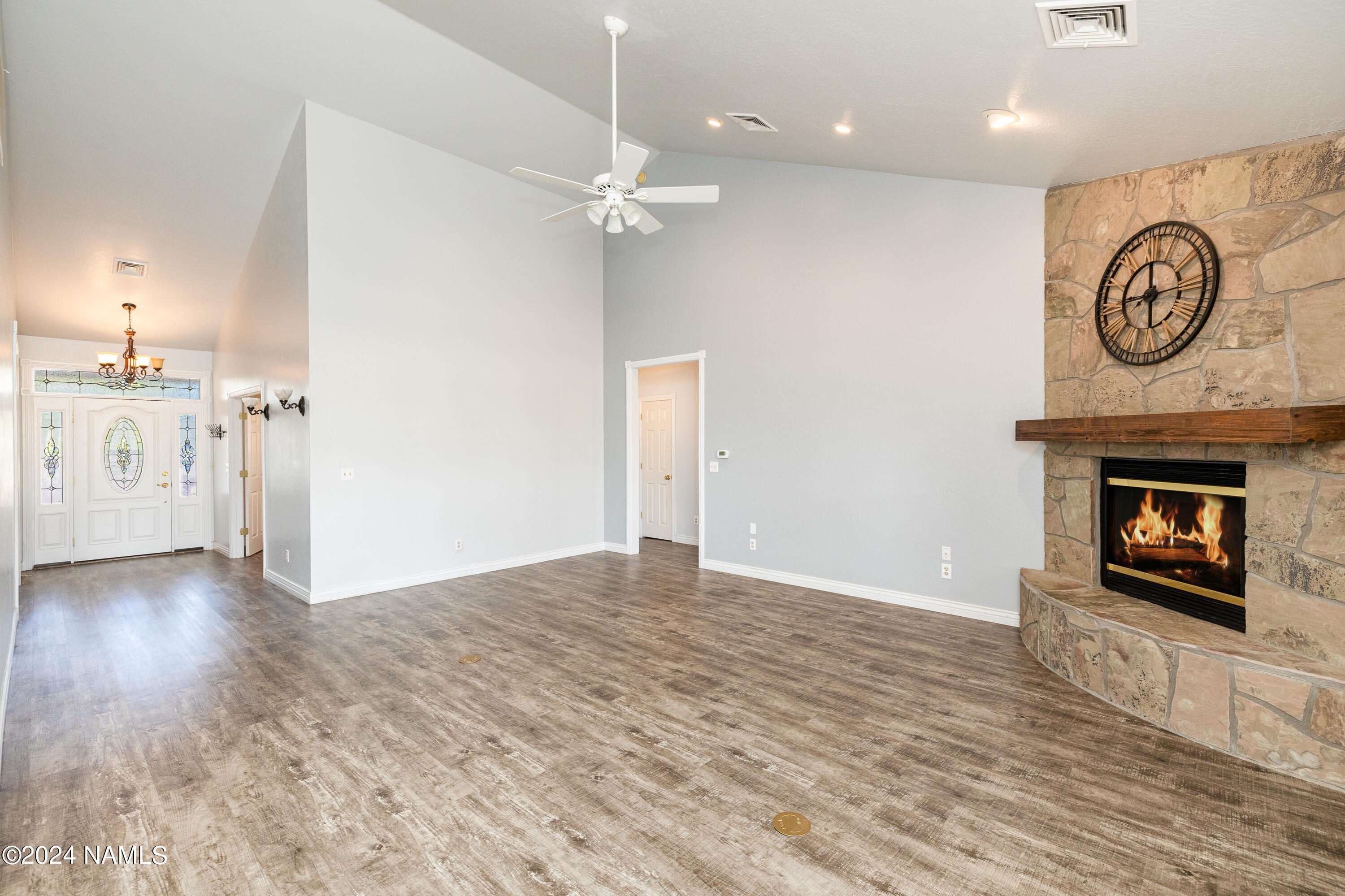 2511 W Brookhollow Drive