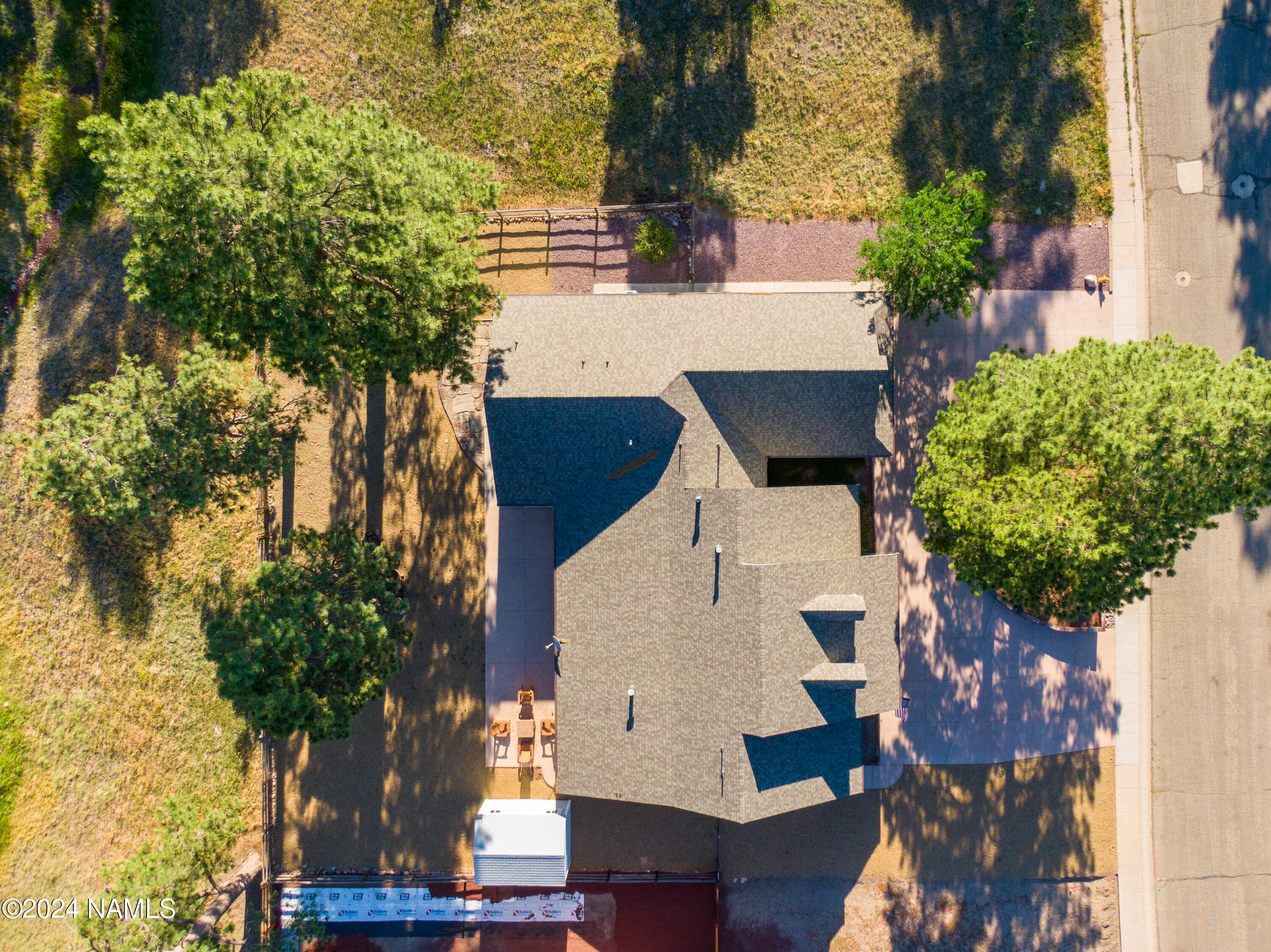 2511 W Brookhollow Drive