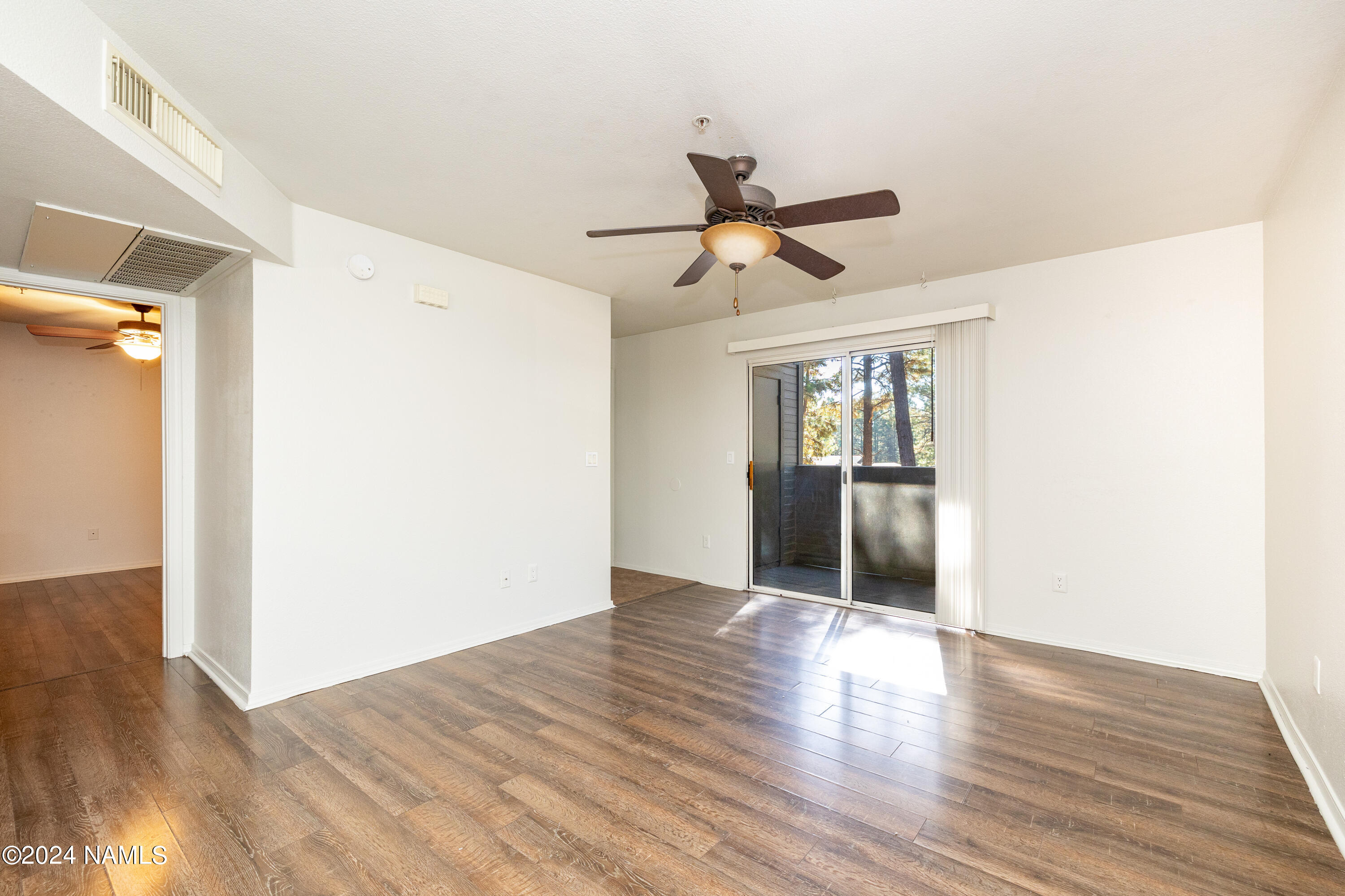 1385 W University Avenue, 148