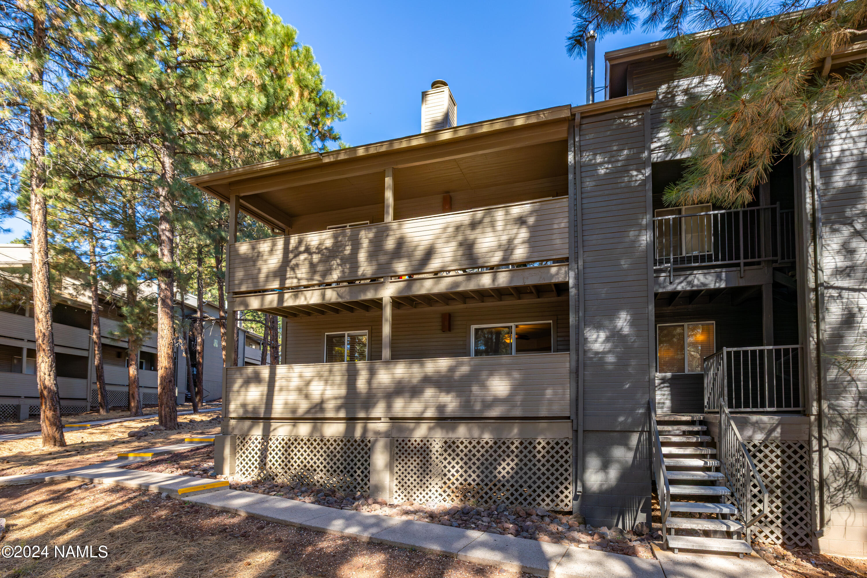 1385 W University Avenue, 148