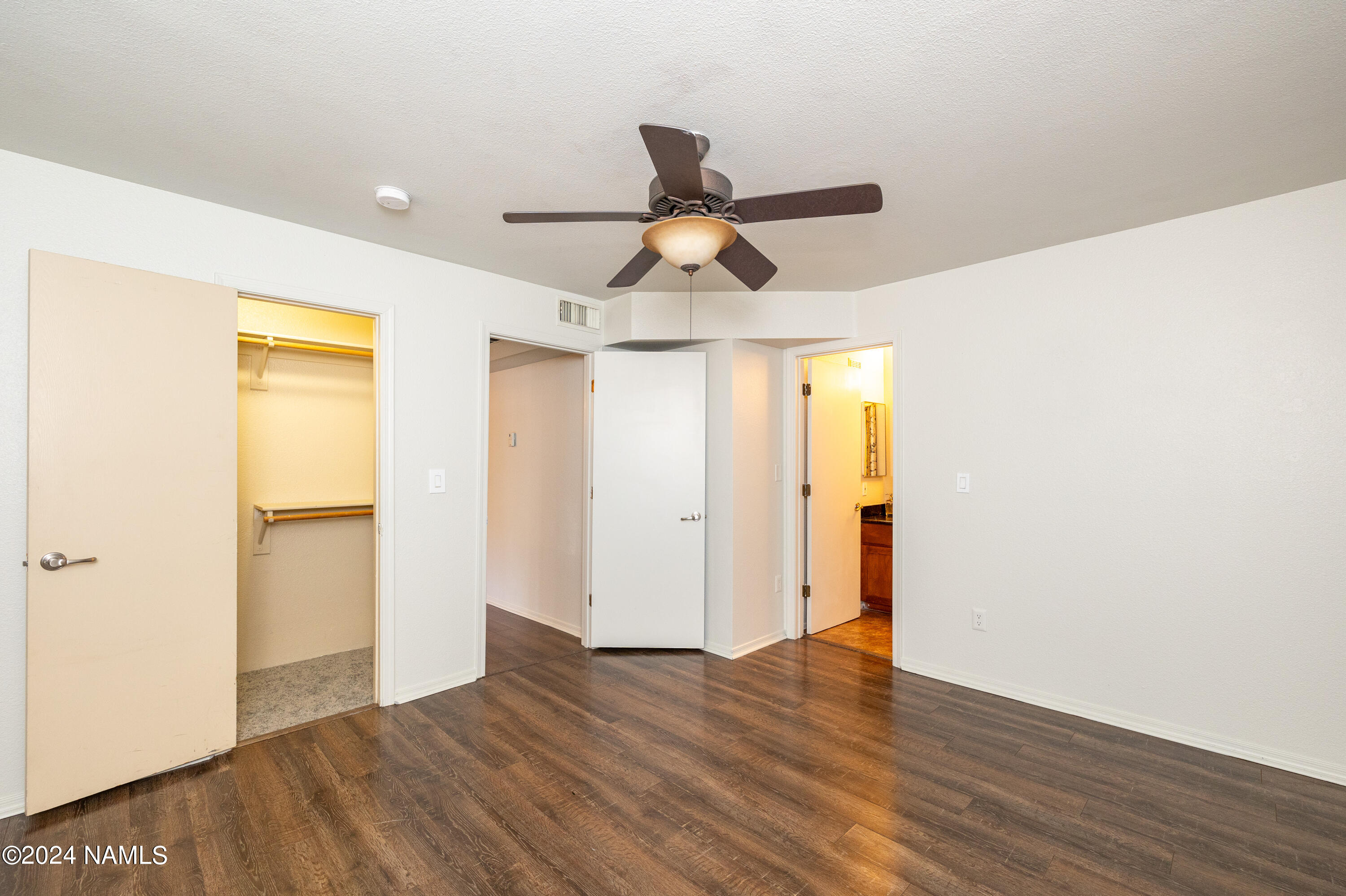 1385 W University Avenue, 148