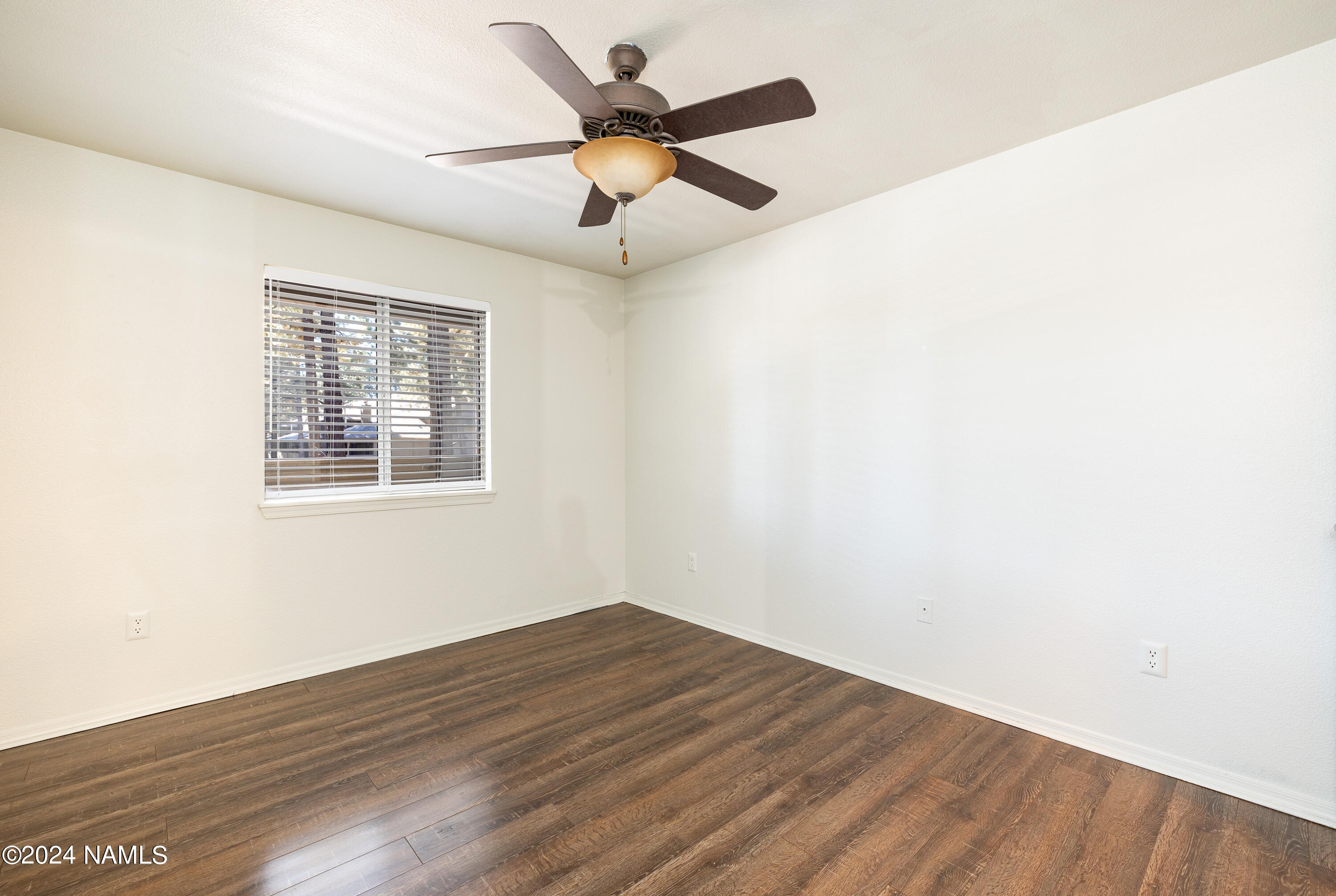 1385 W University Avenue, 148