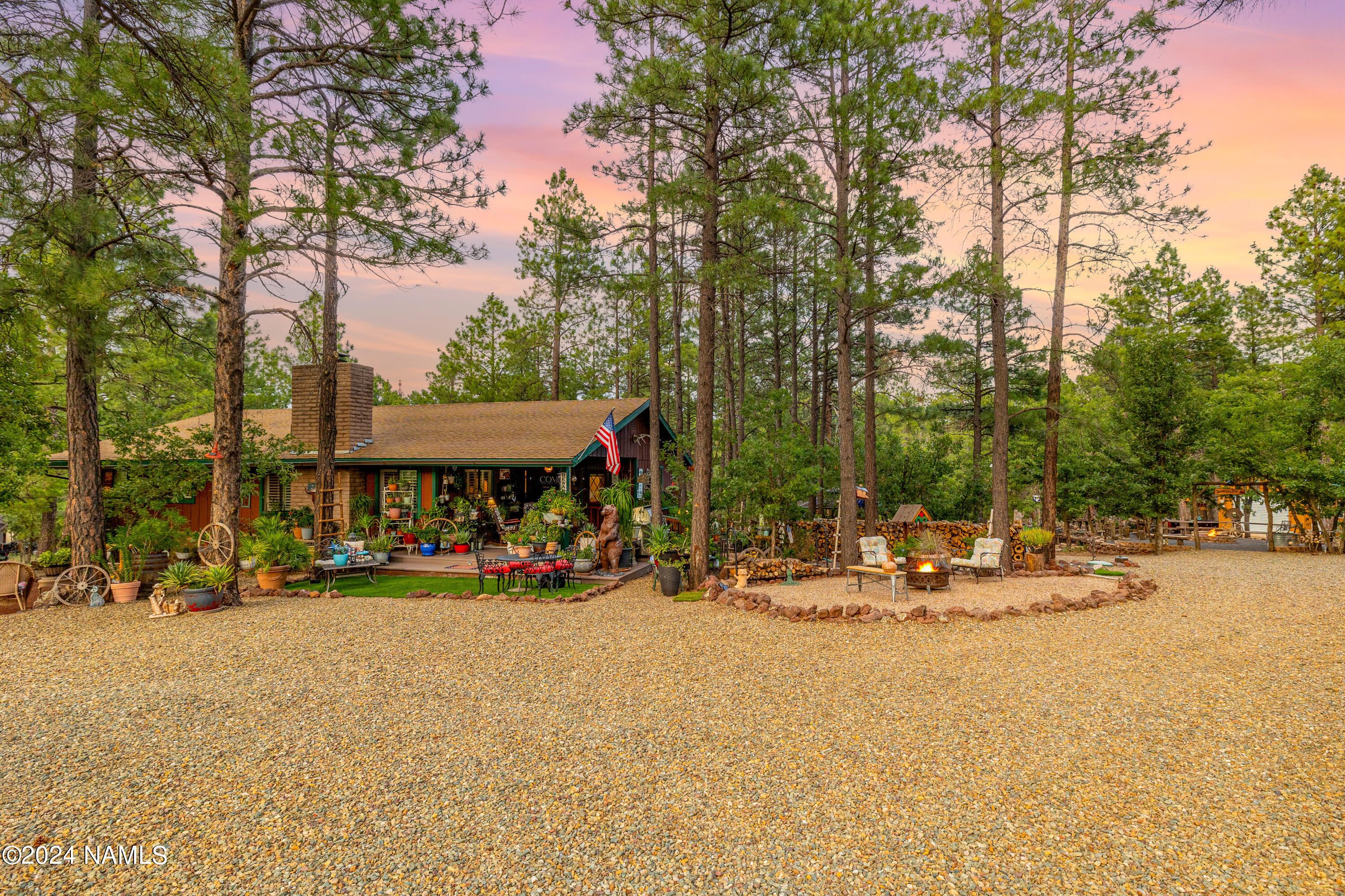 354 S Wilderness Trail
