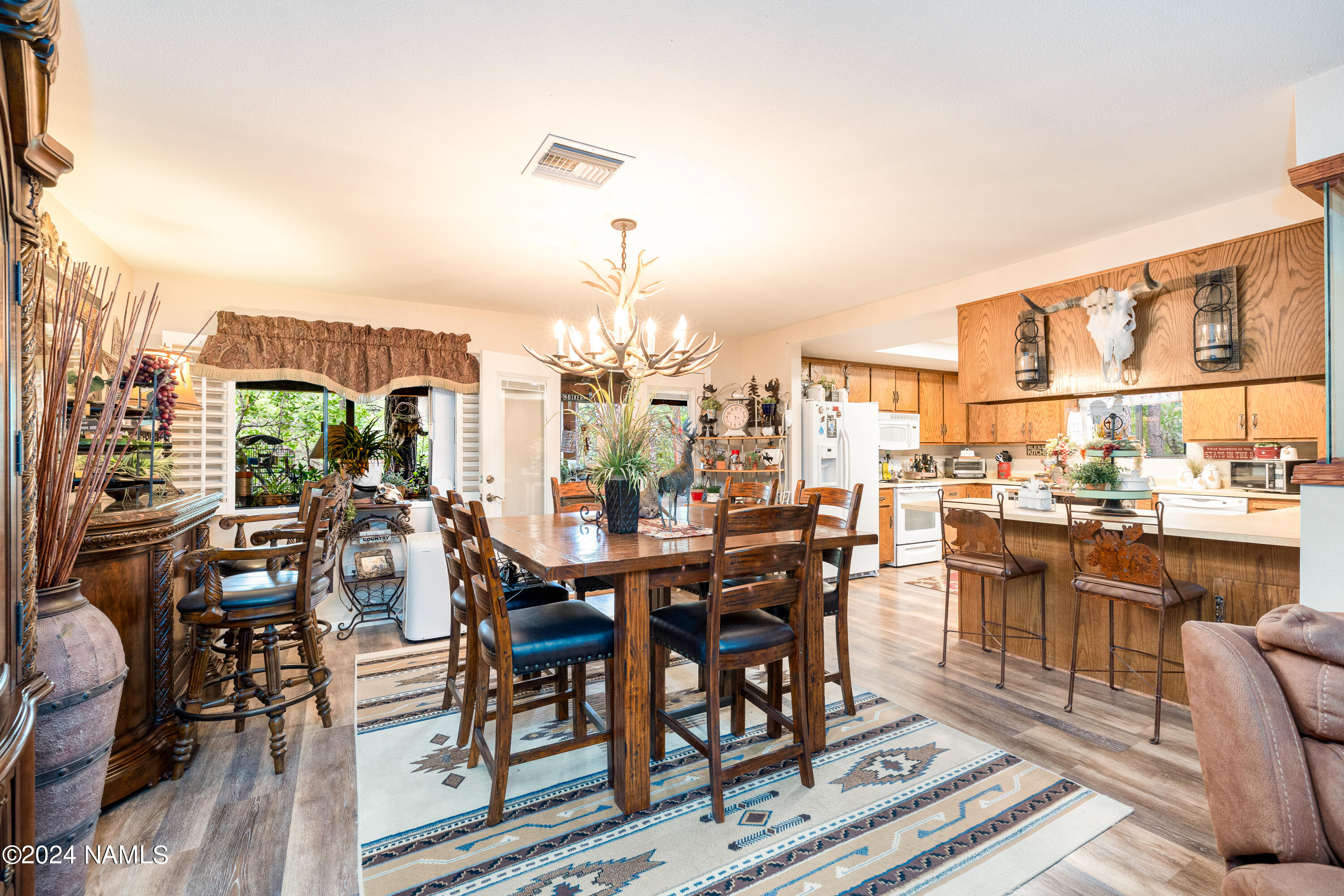 354 S Wilderness Trail