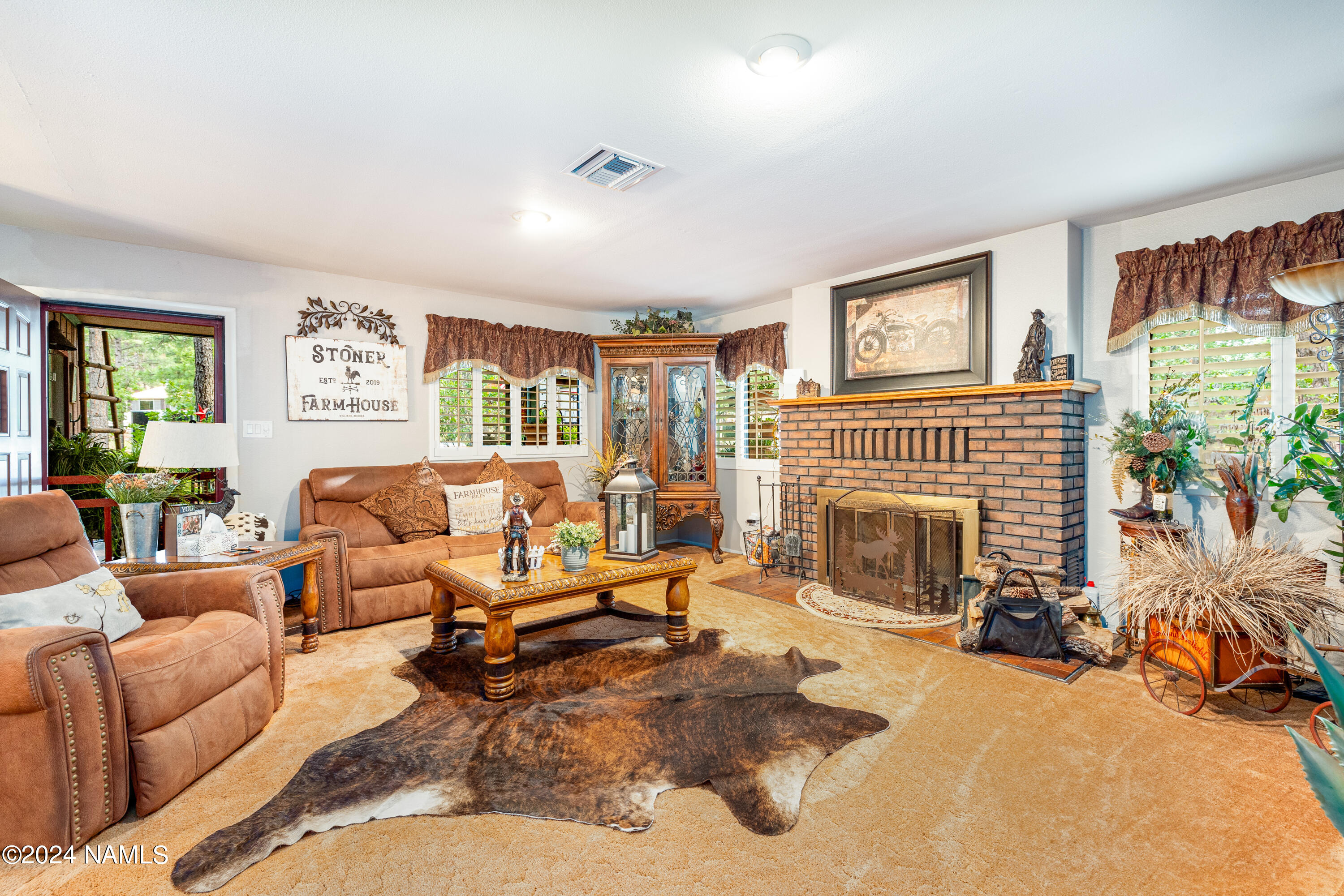 354 S Wilderness Trail