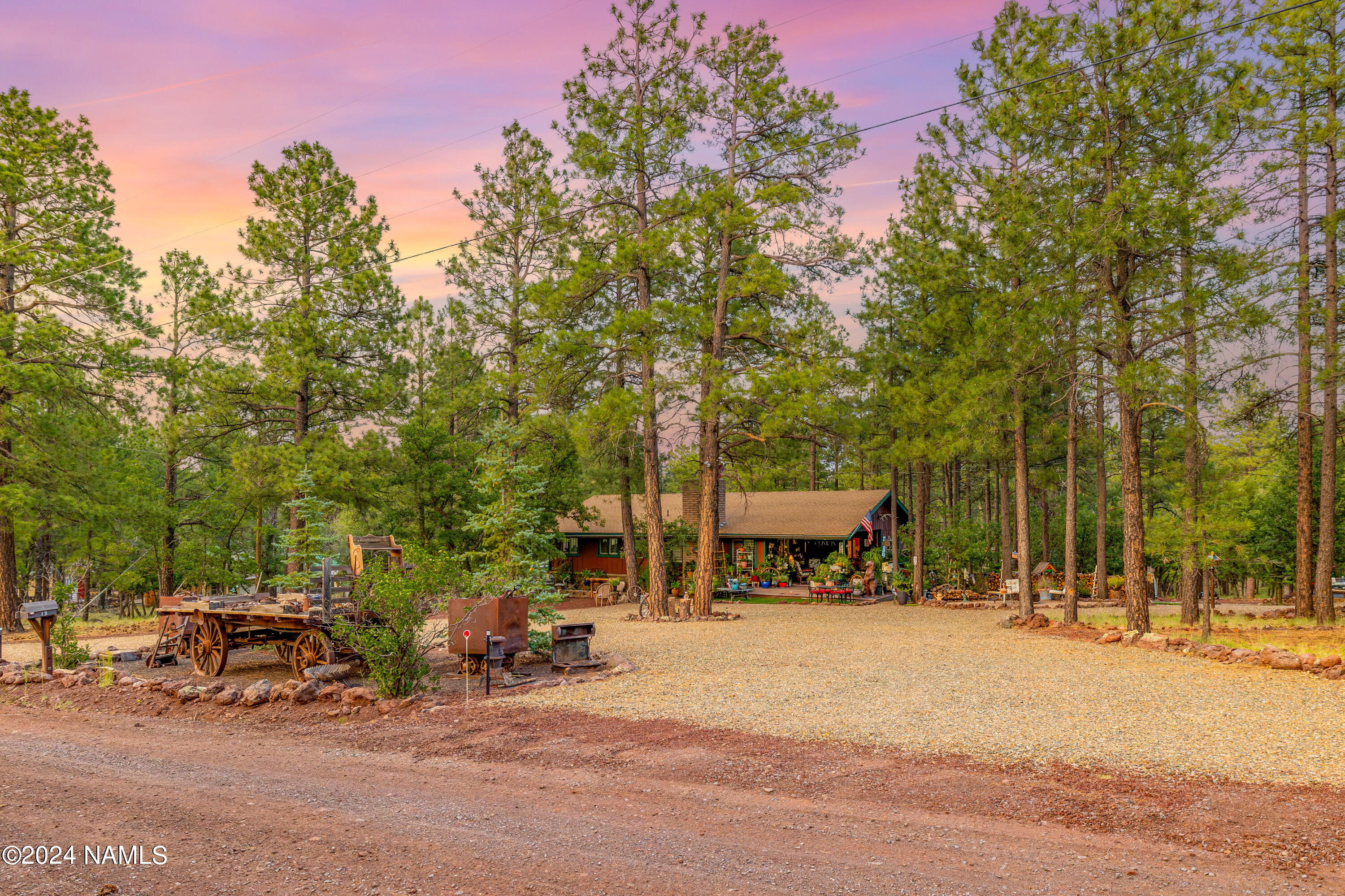 354 S Wilderness Trail
