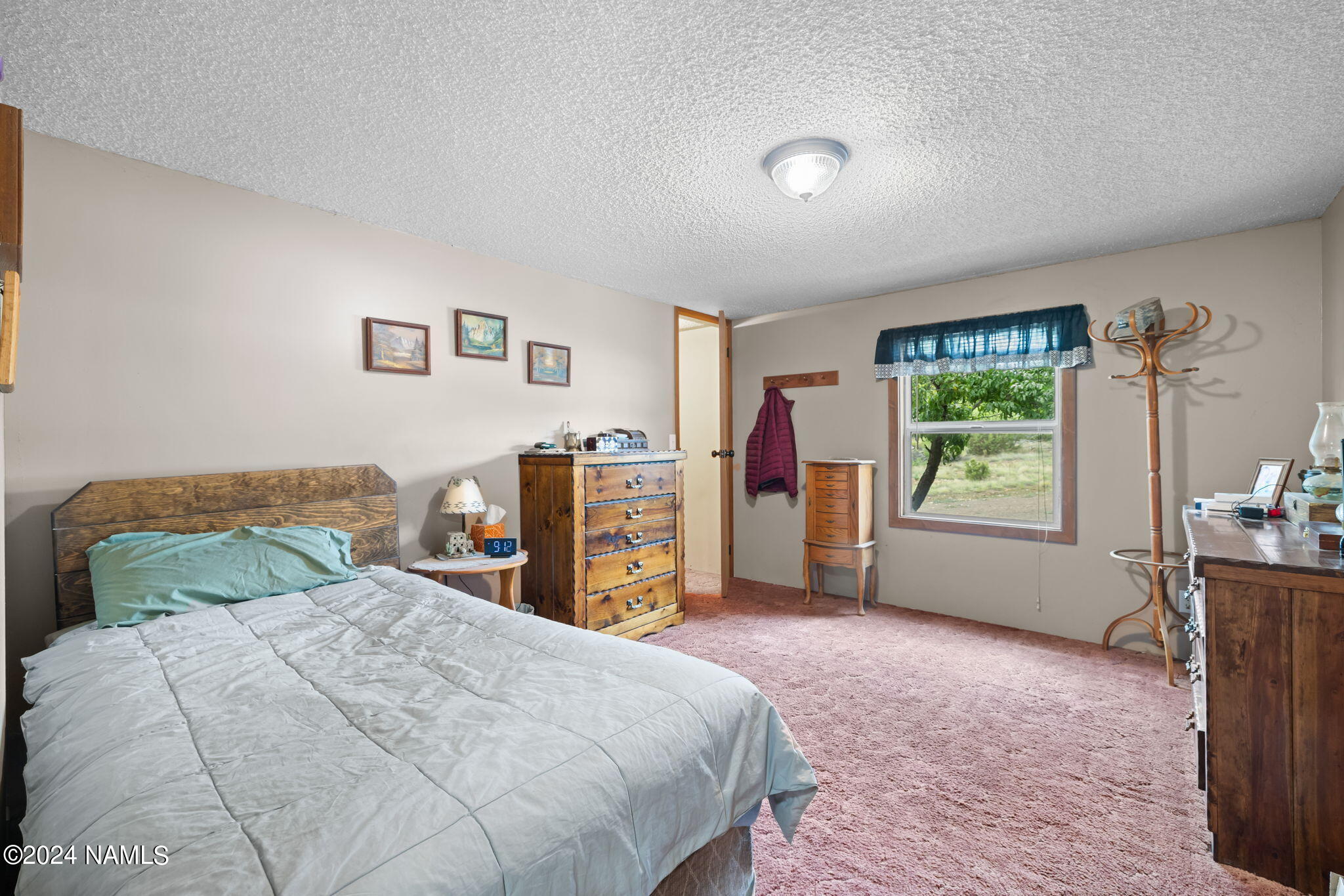 5570 Foster Road