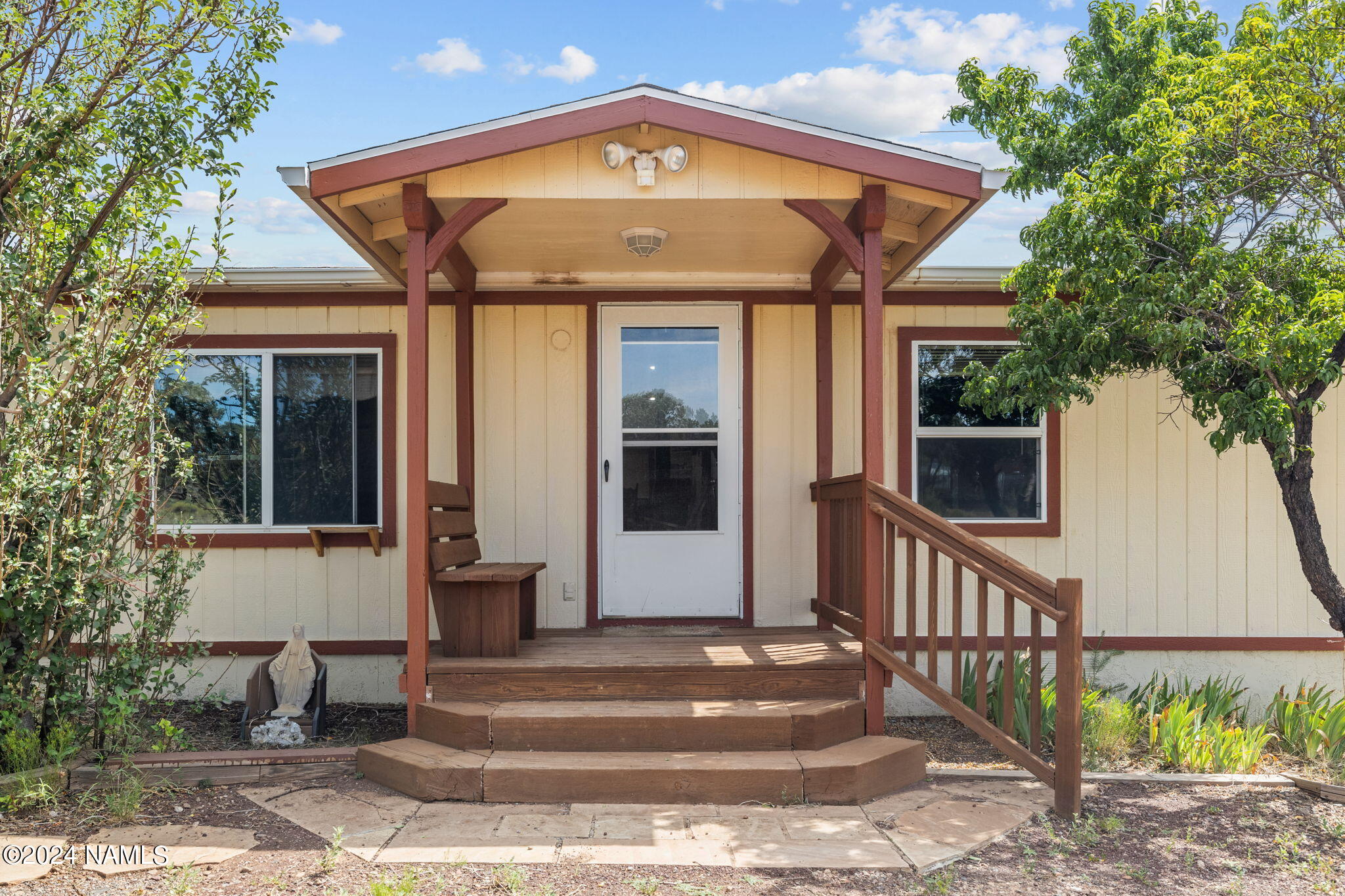 5570 Foster Road