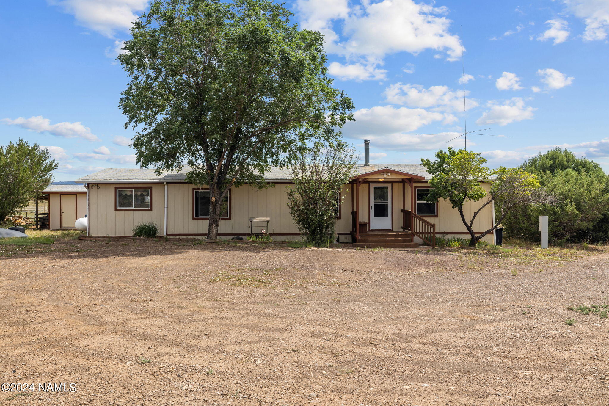 5570 Foster Road