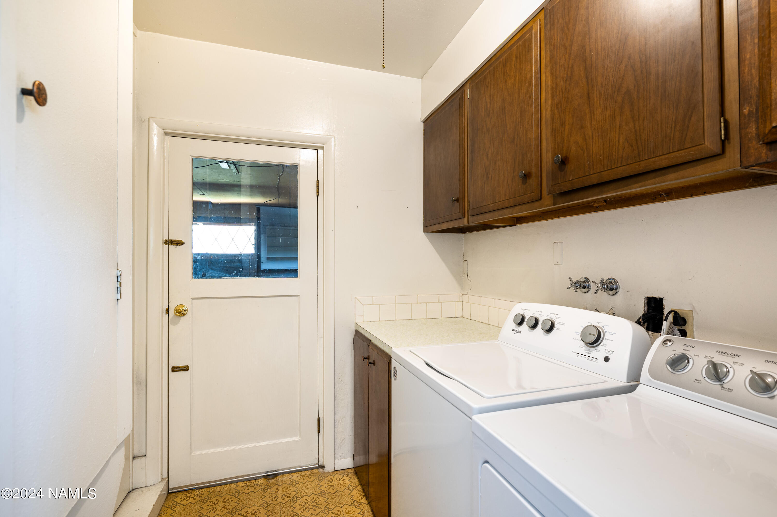 1309 N Navajo Drive