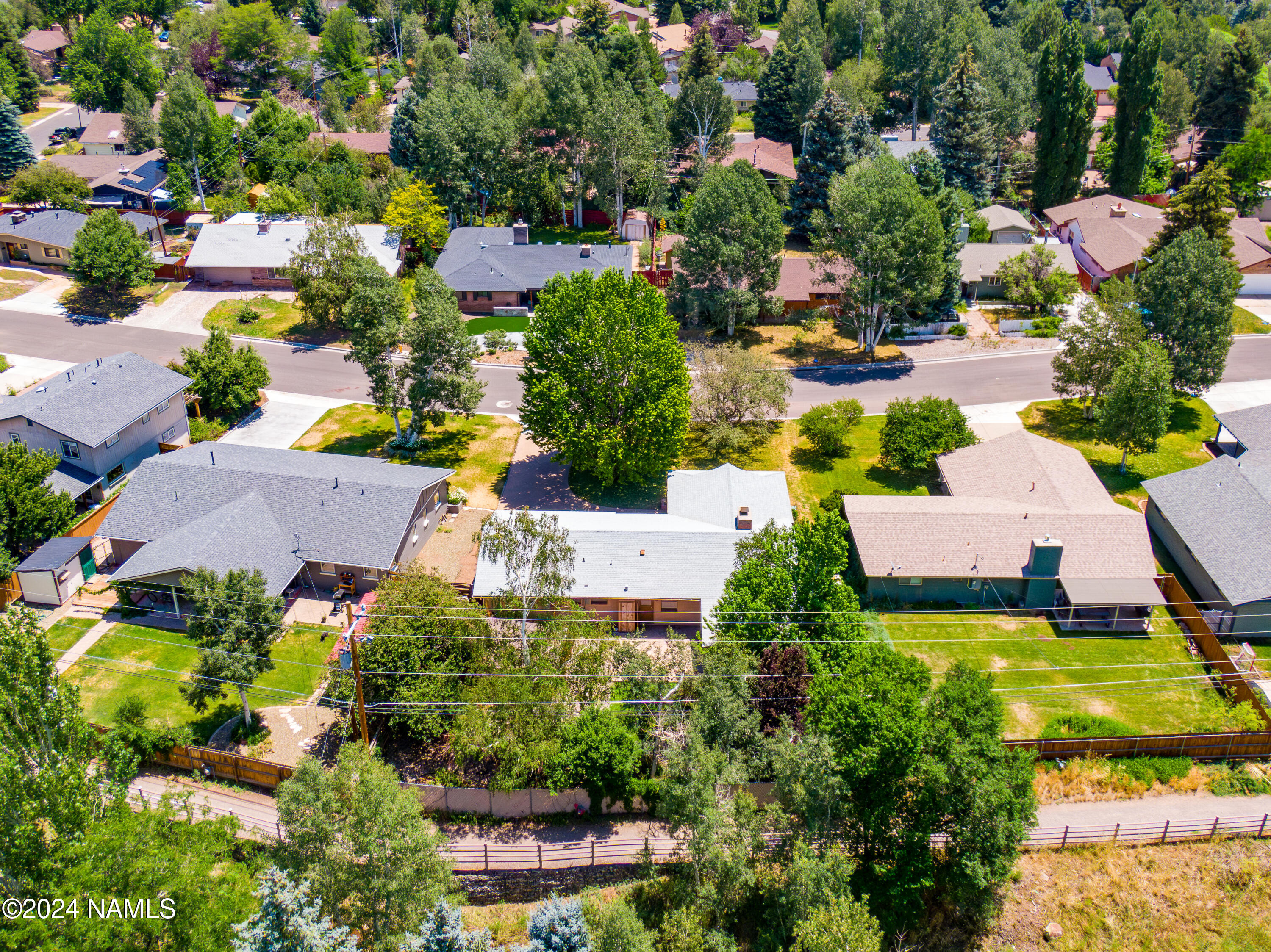 1309 N Navajo Drive