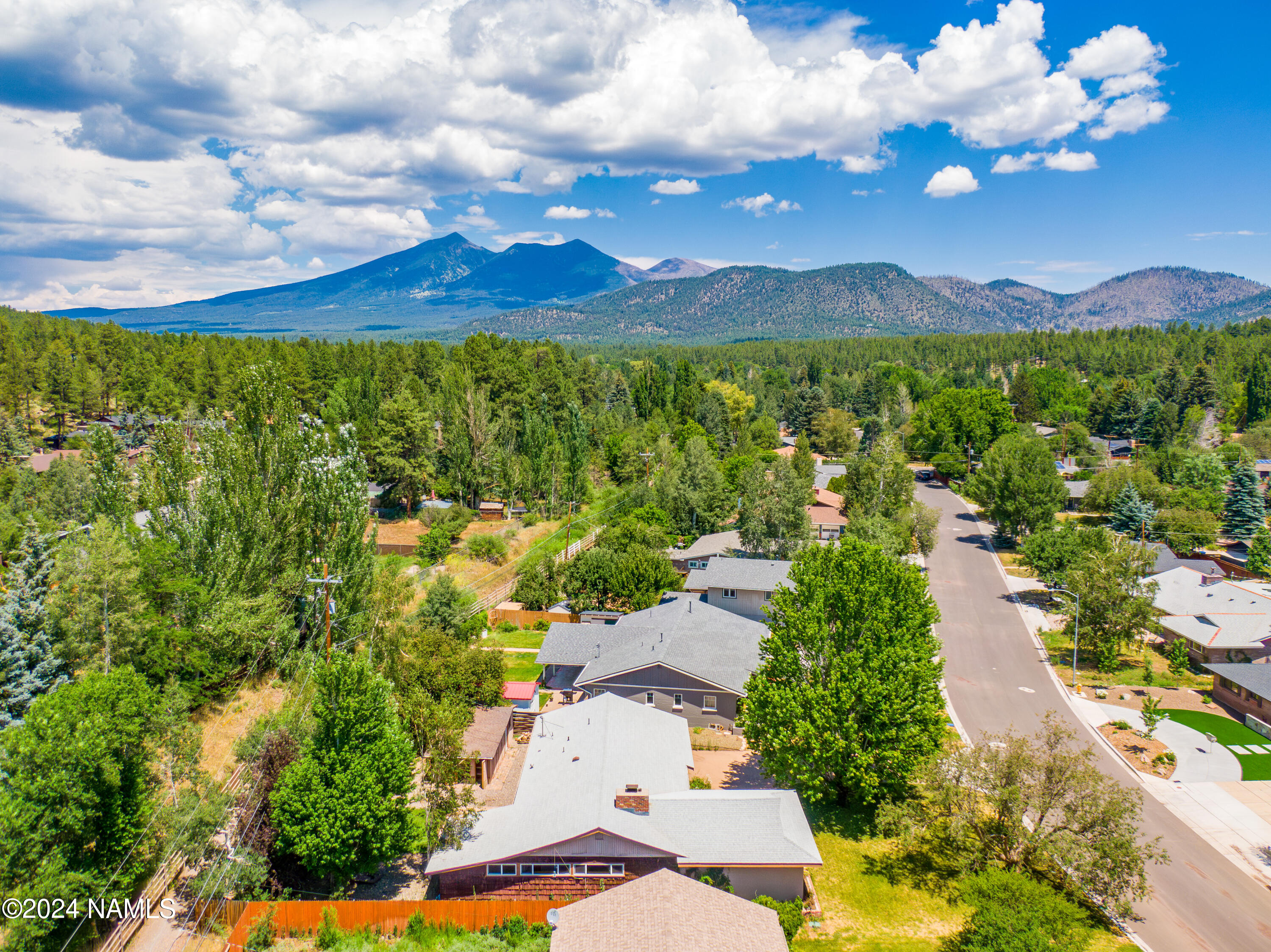 1309 N Navajo Drive