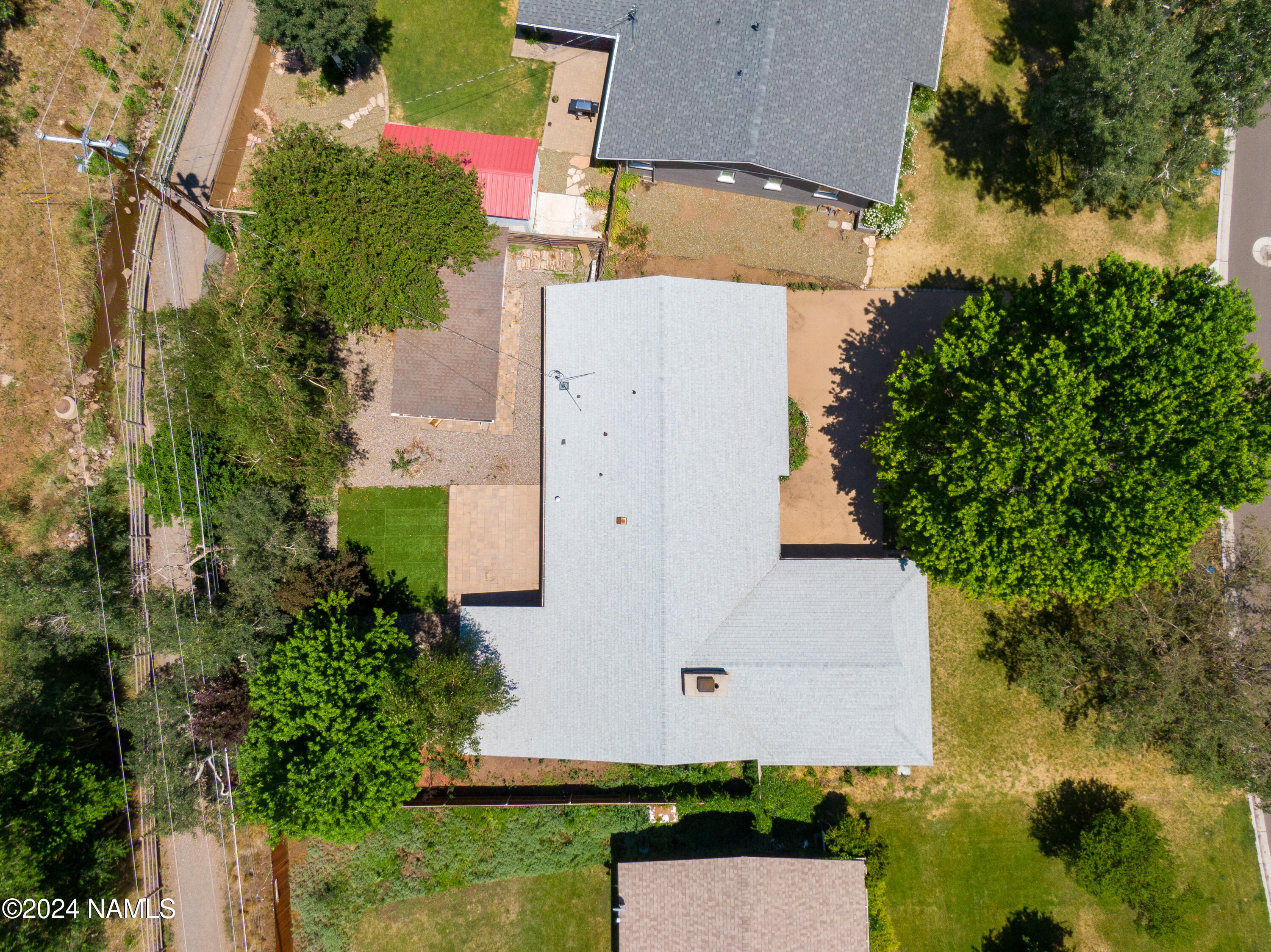 1309 N Navajo Drive