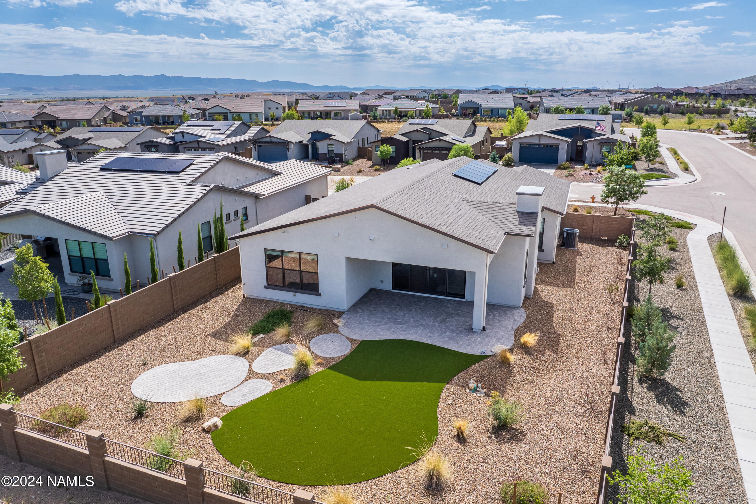 5304 Crescent Edge Drive