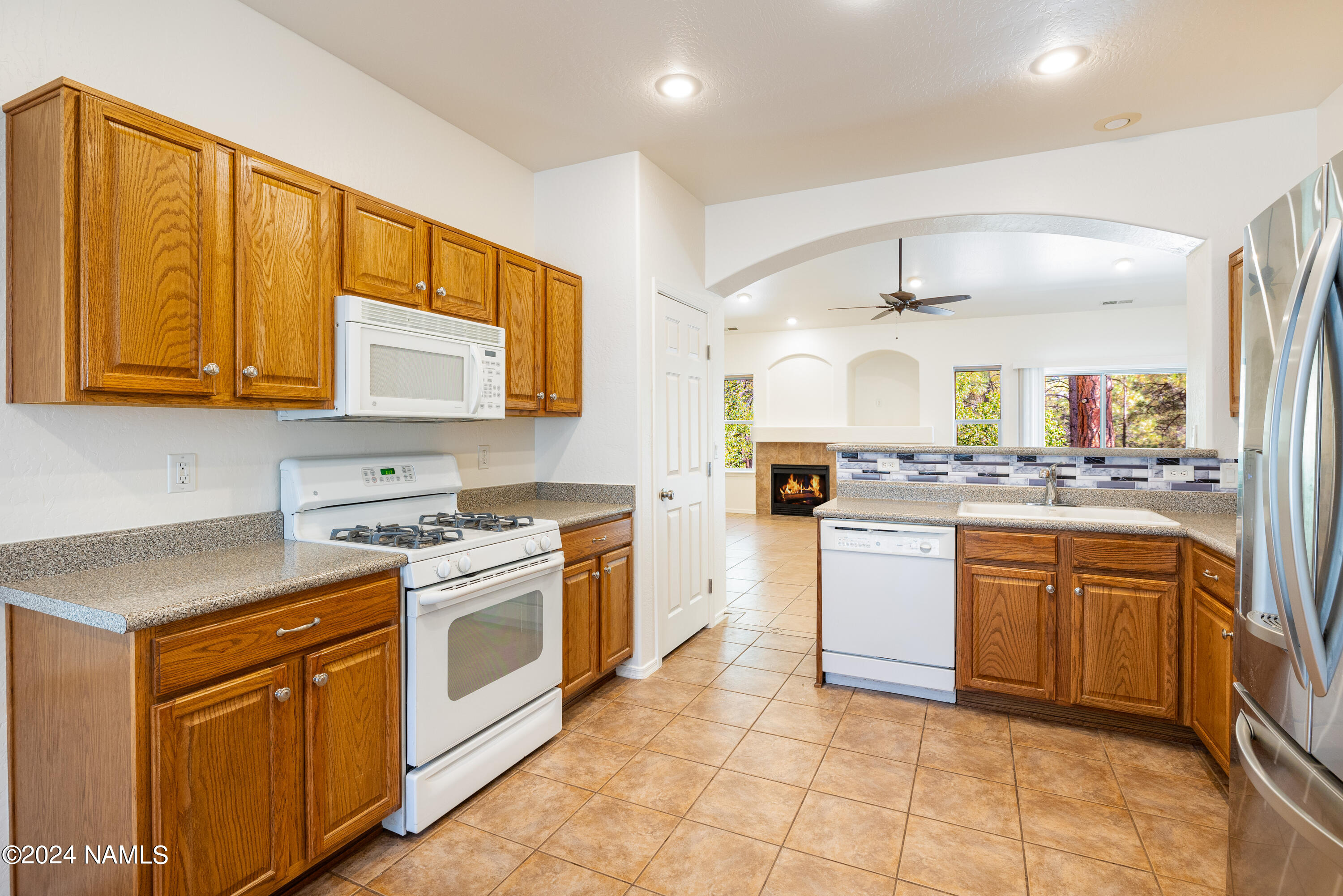 4816 S House Rock Trail