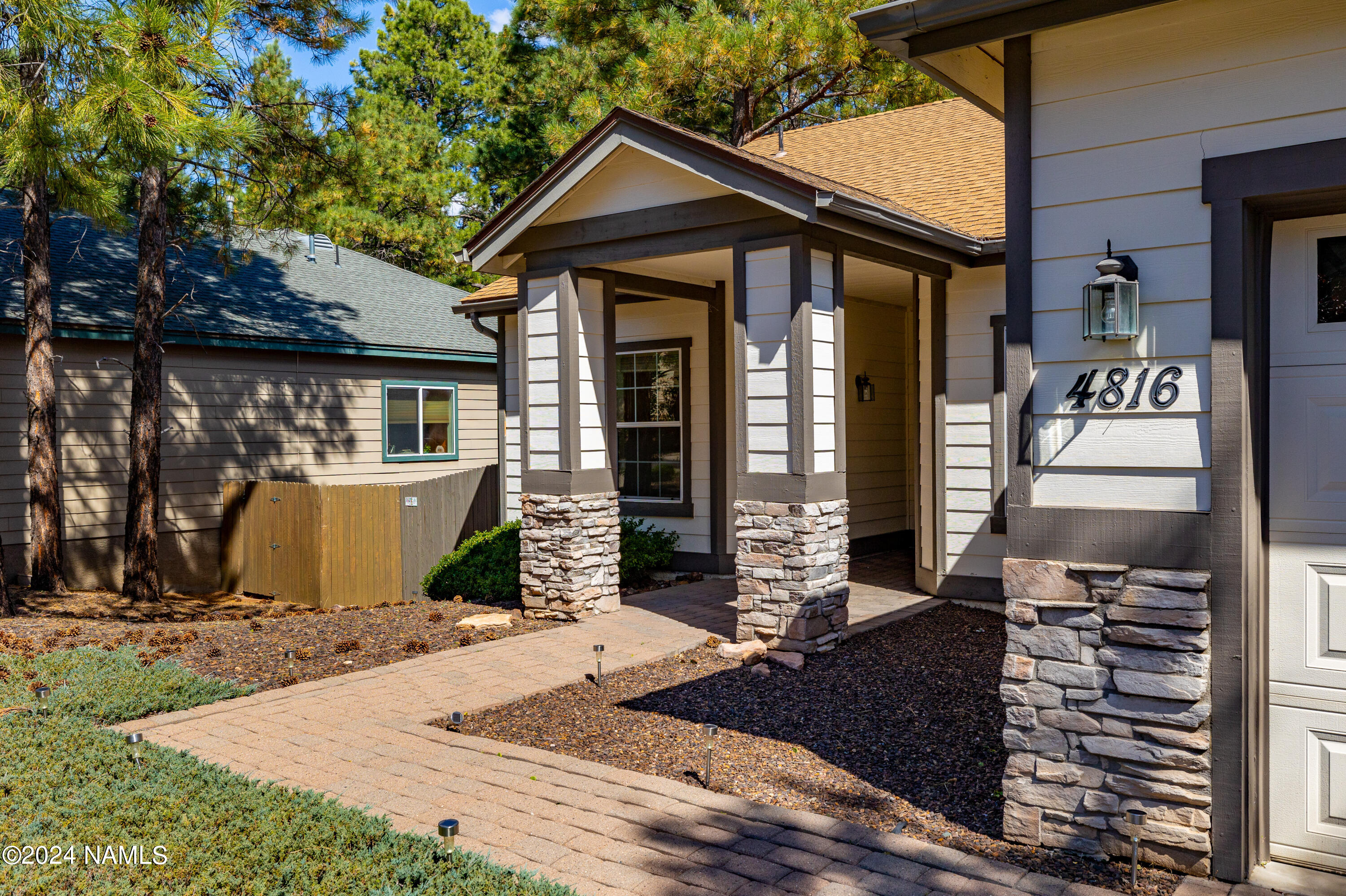 4816 S House Rock Trail