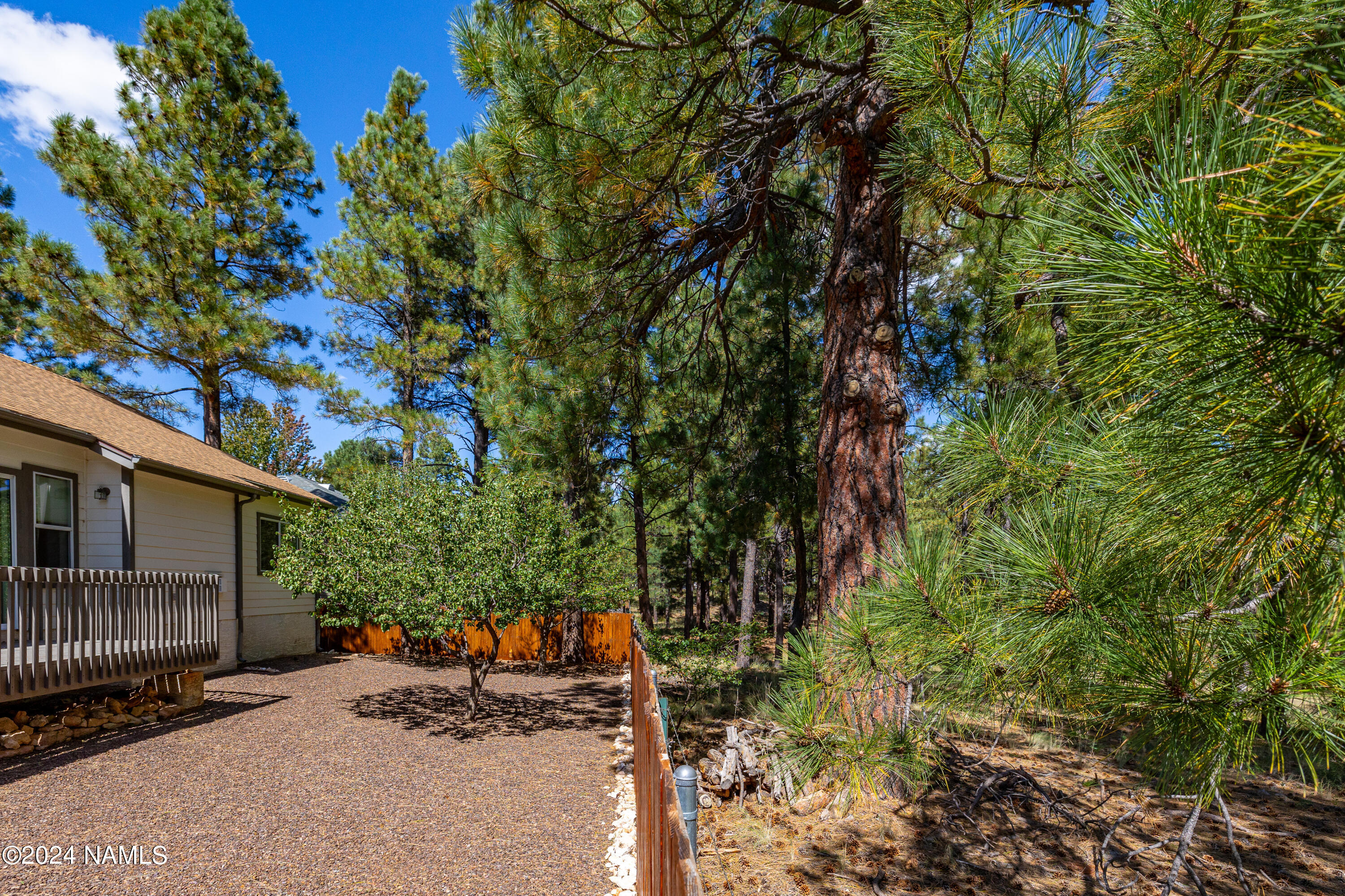 4816 S House Rock Trail