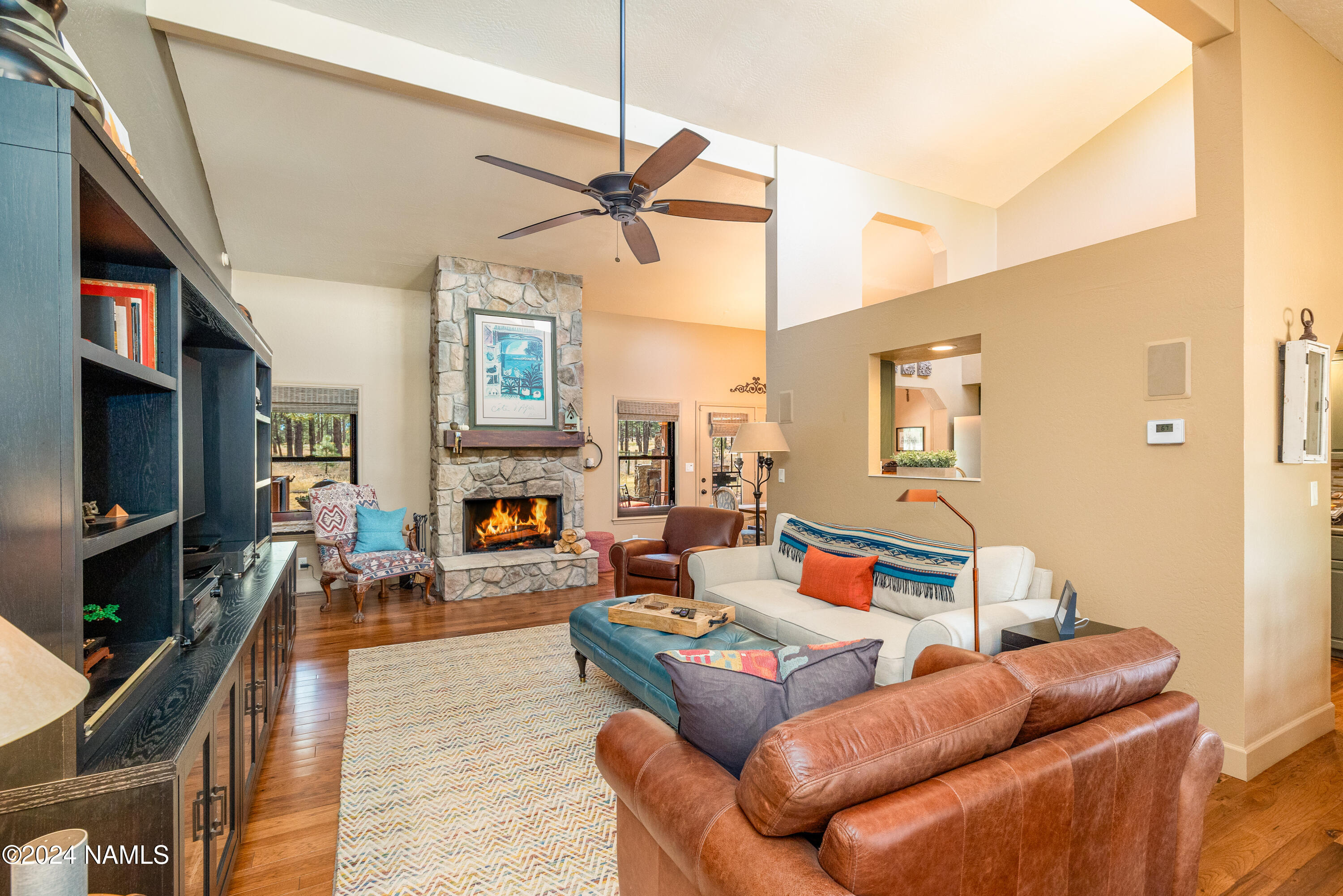 10715 N Linda Lane