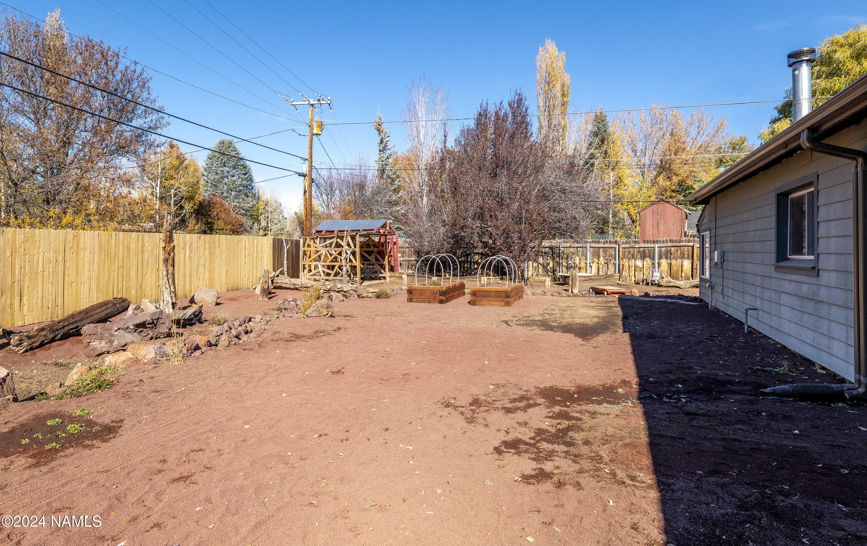 920 W Meade Lane