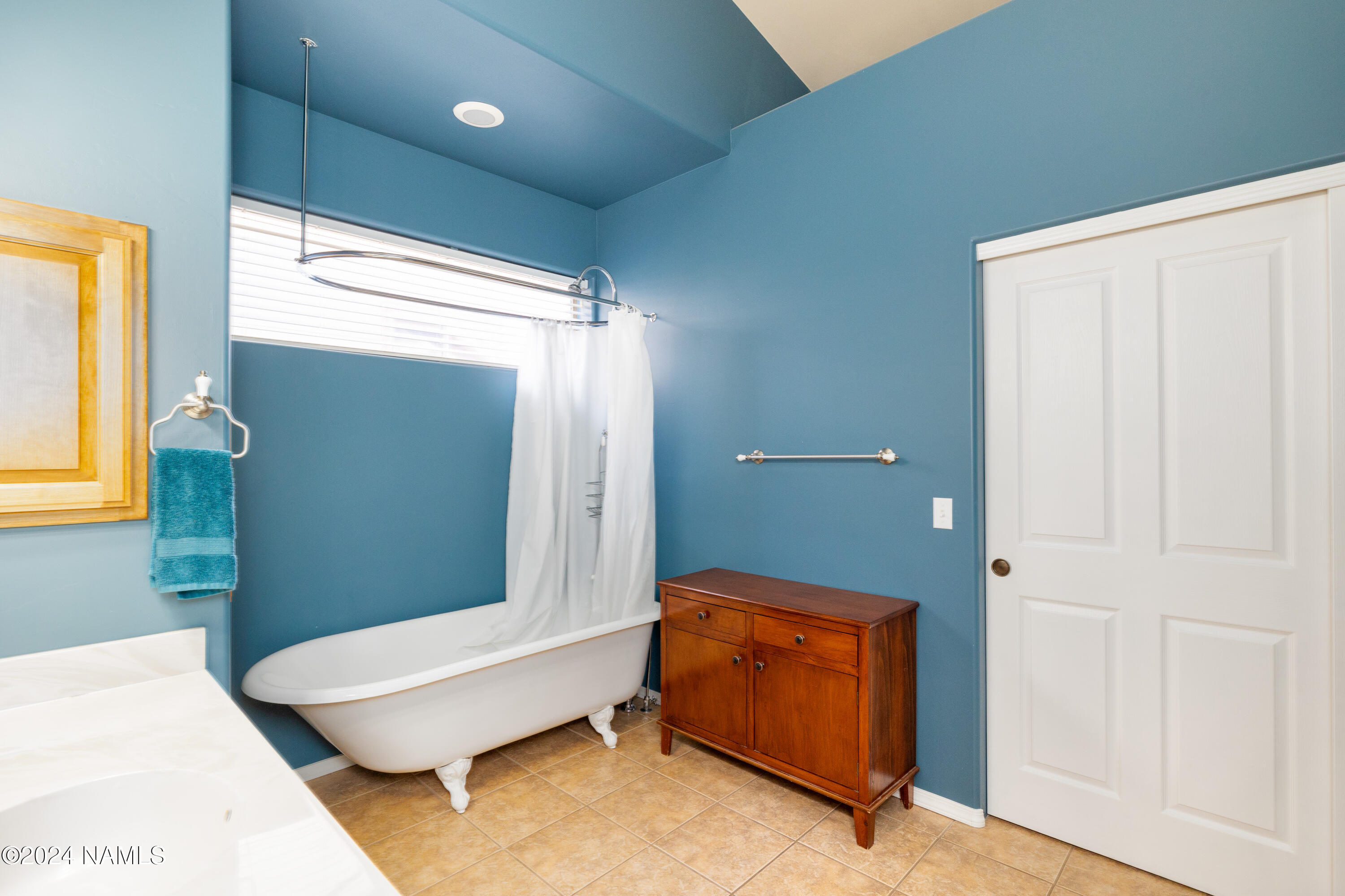 603 Brookline Loop