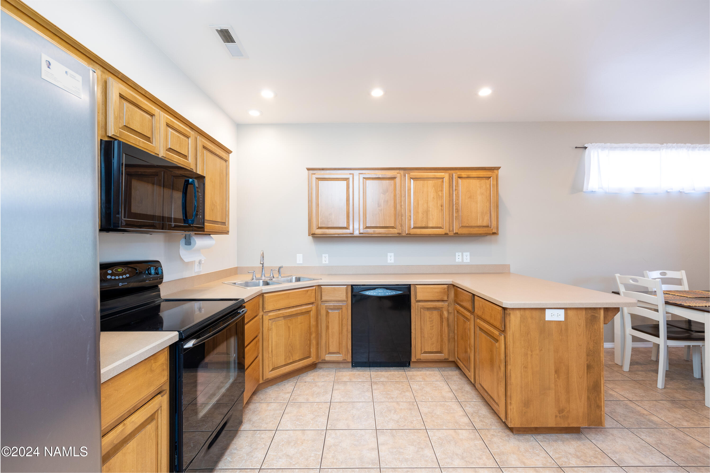 603 Brookline Loop