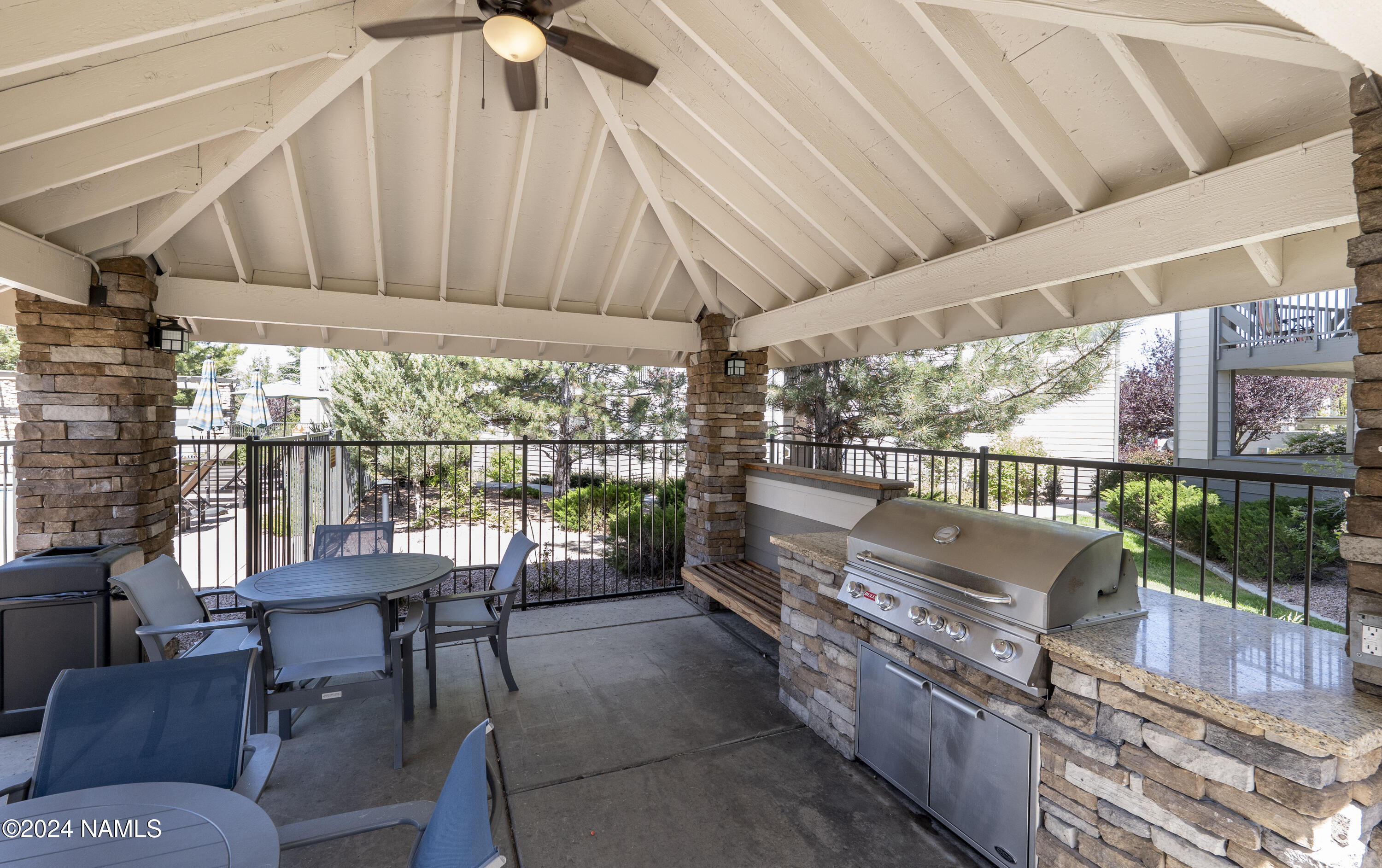 4343 E Soliere Avenue, 2047
