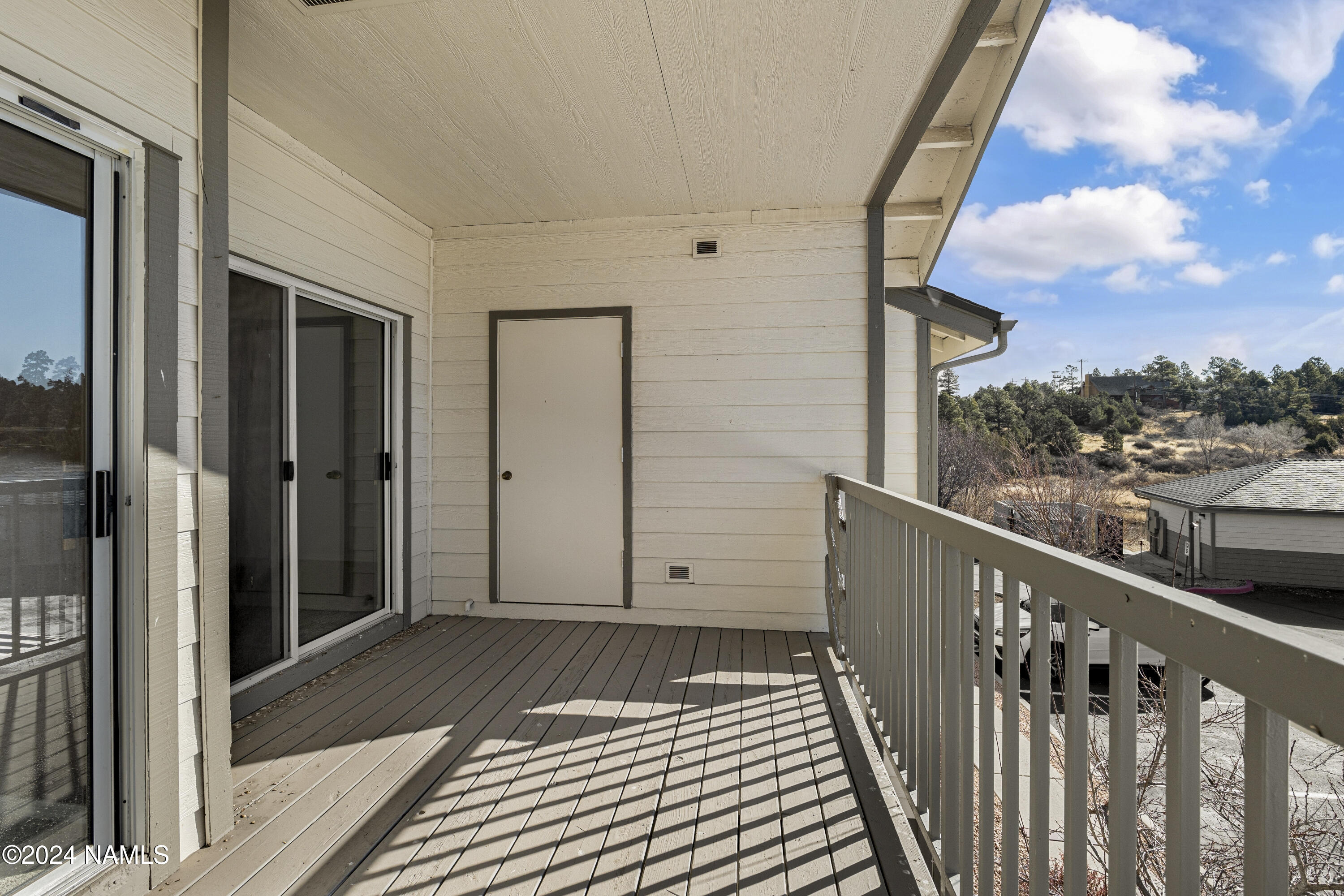 4343 E Soliere Avenue, 2047