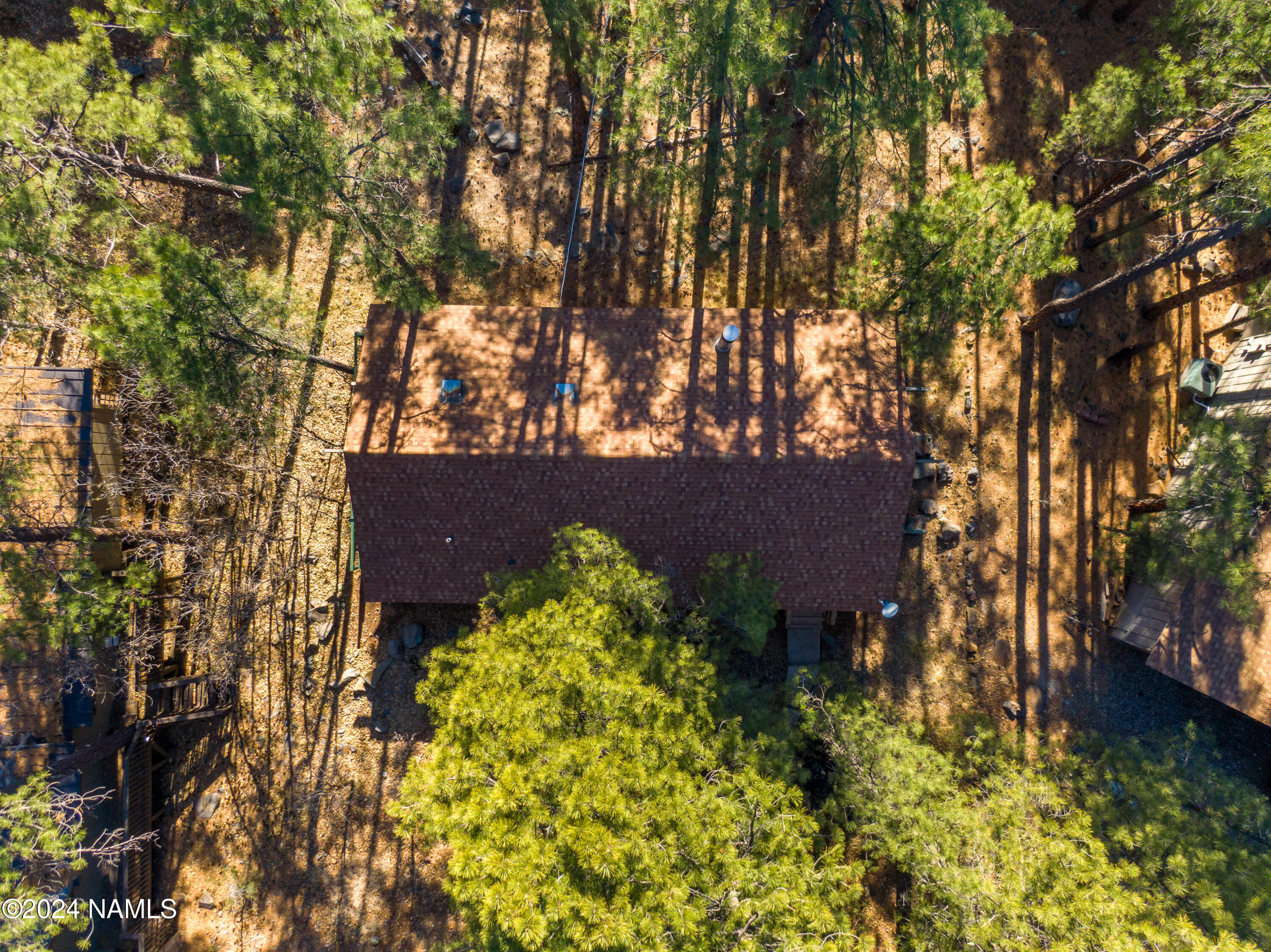 135 W Campfire Trail