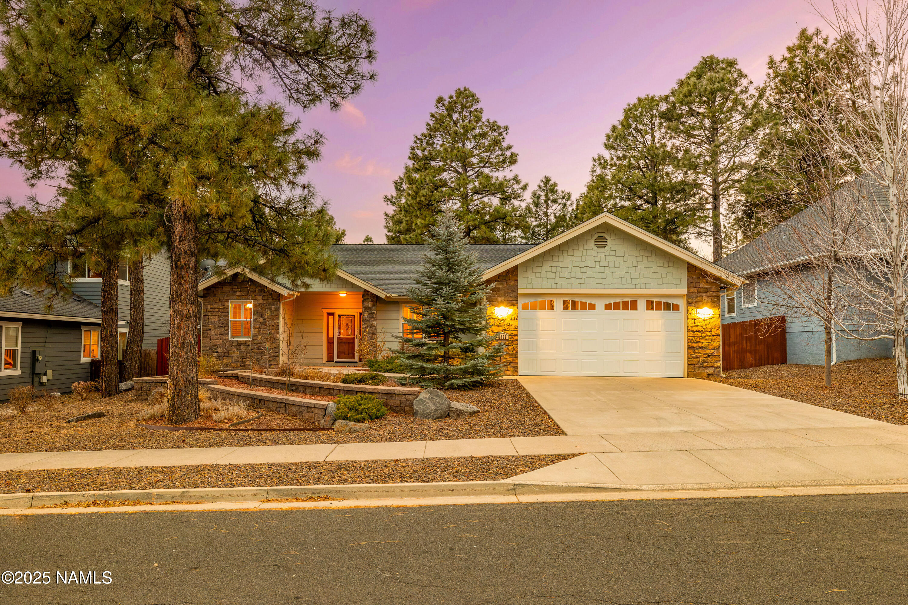 4037 N Gannet Way