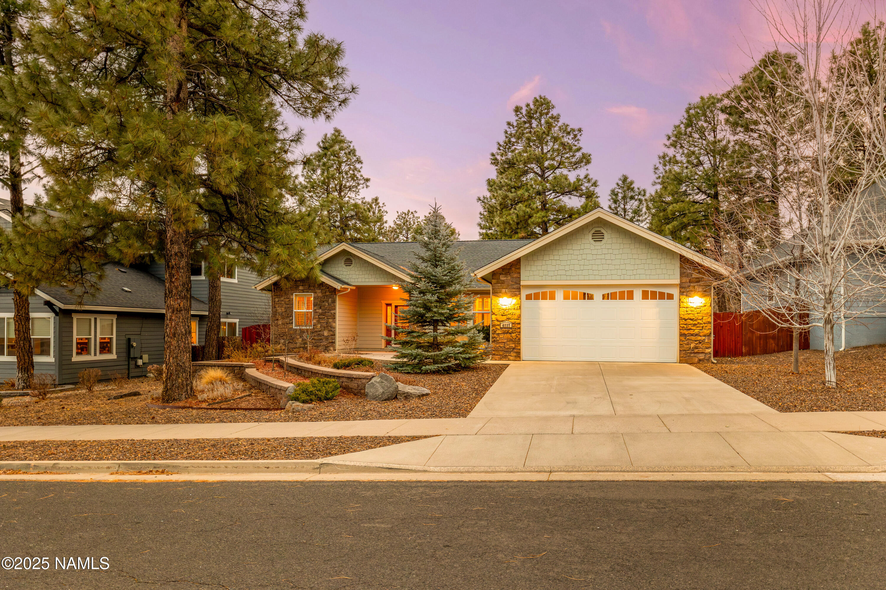 4037 N Gannet Way