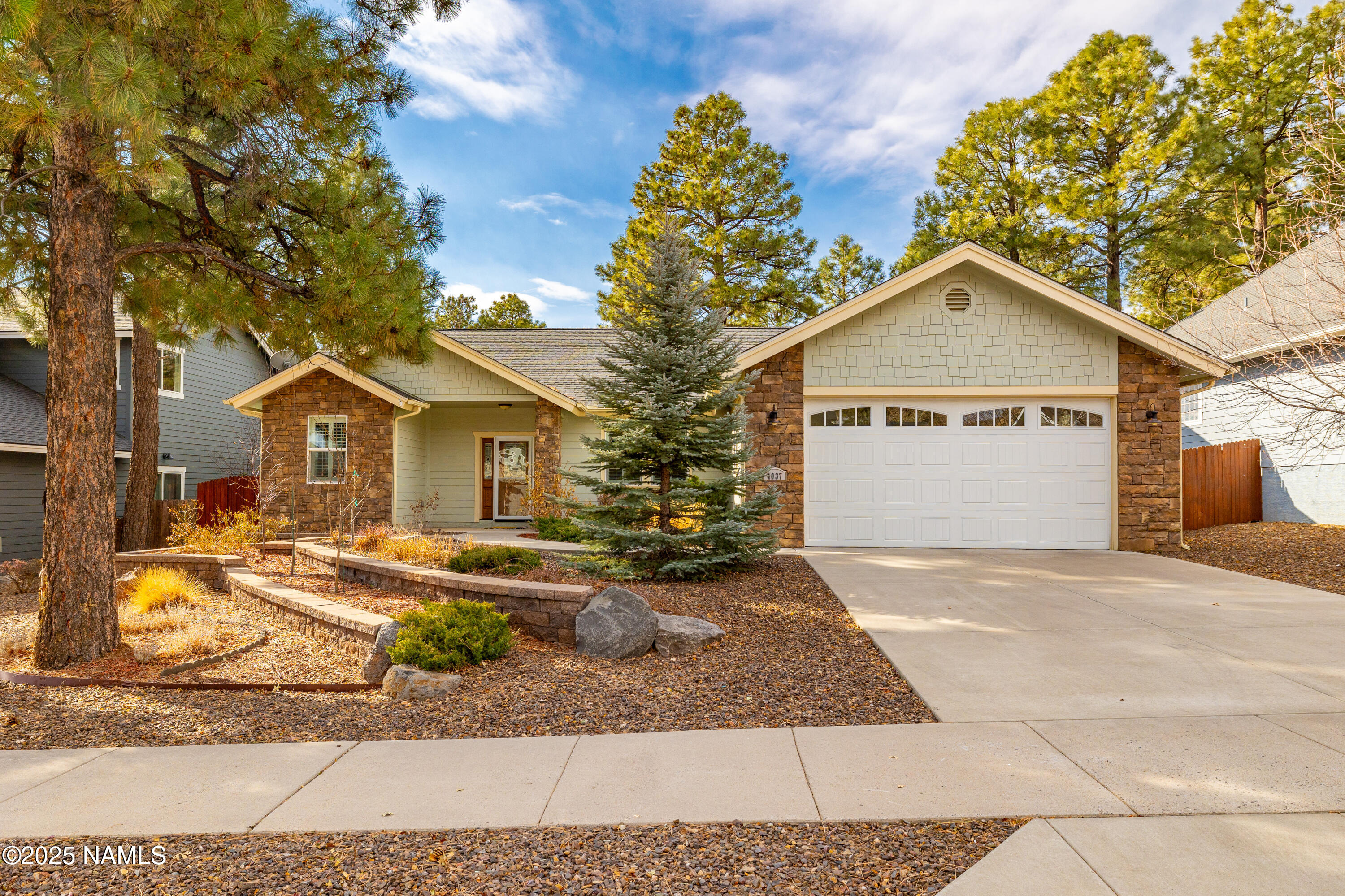 4037 N Gannet Way