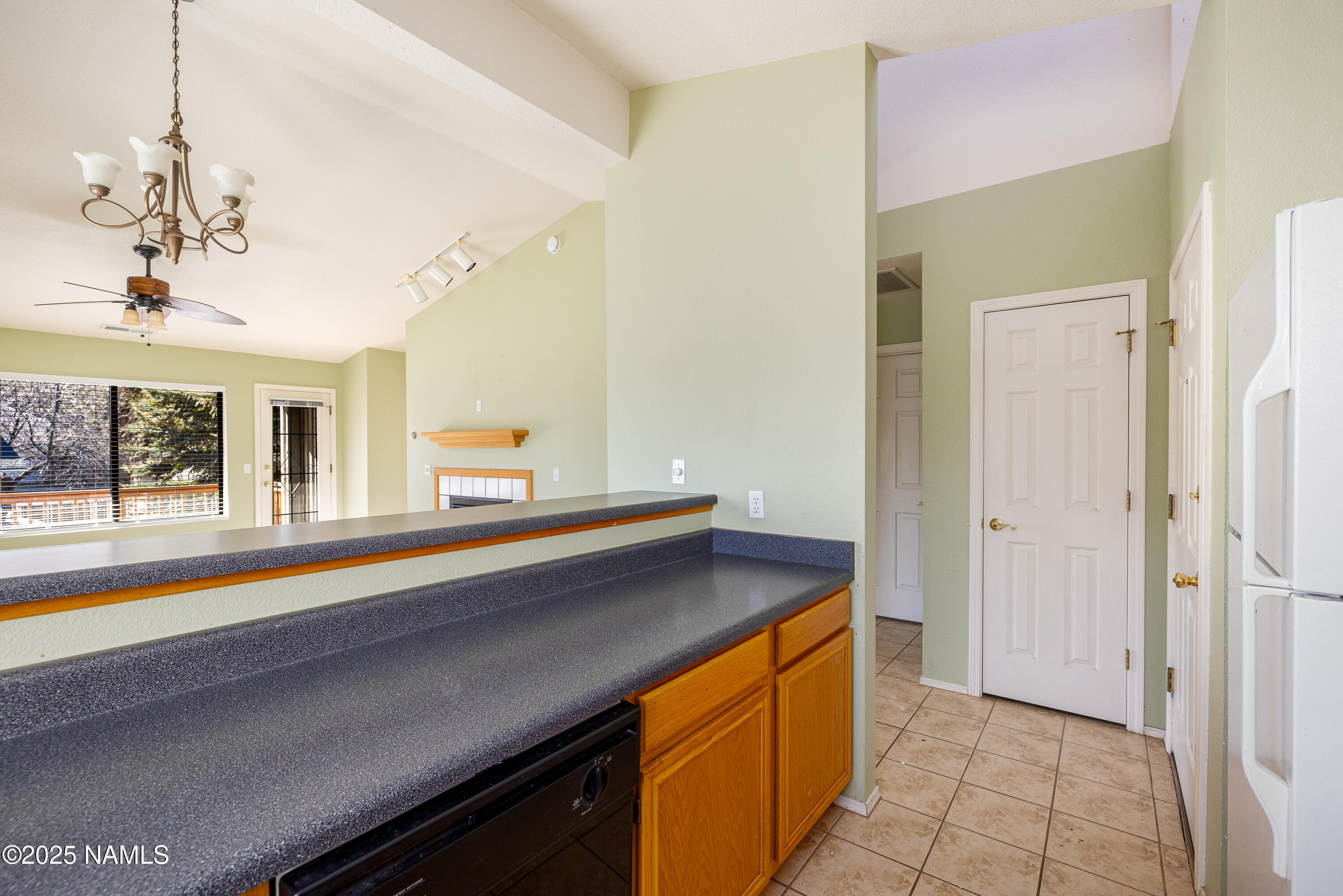 6485 E Settlers Run Road, 6