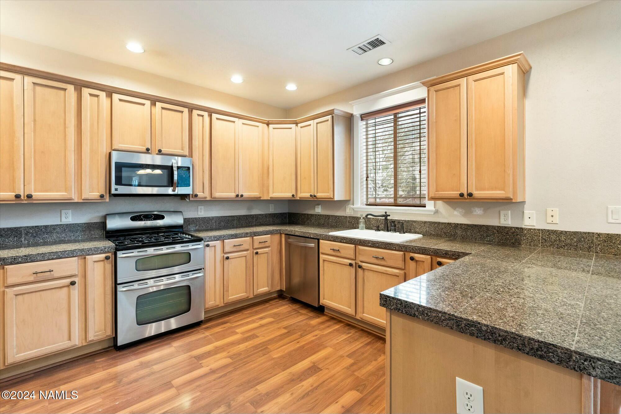 4672 S House Rock Trail