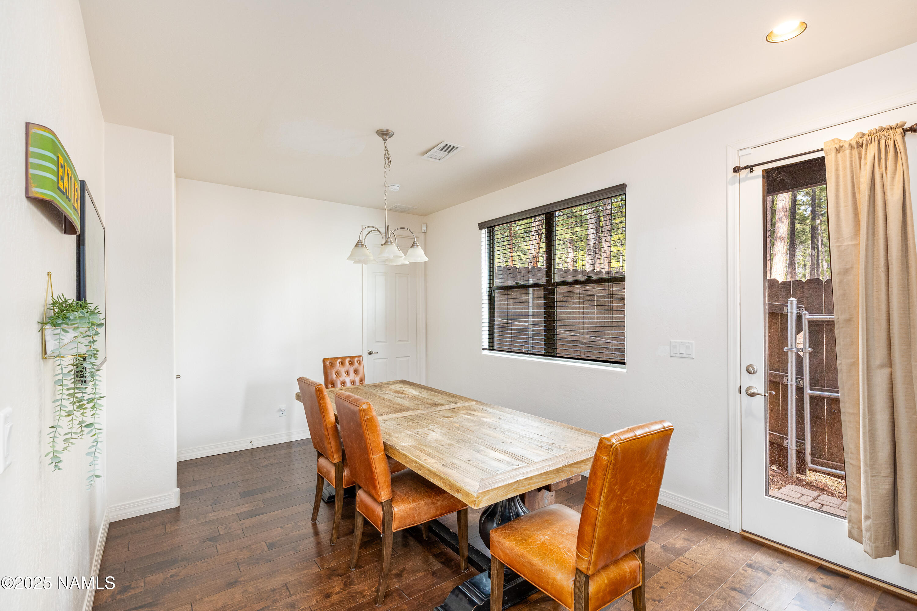 2521 W Pollo Circle