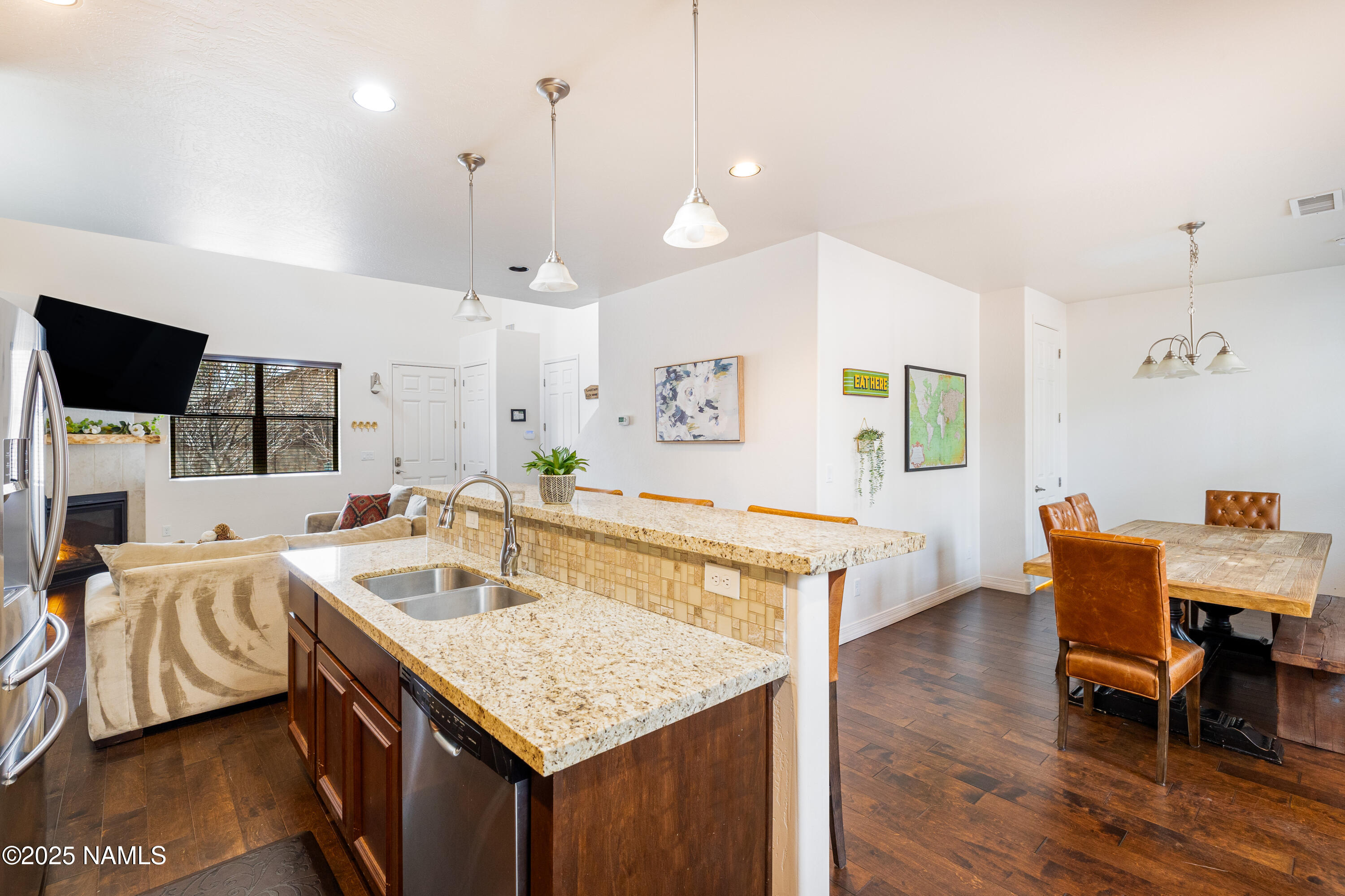 2521 W Pollo Circle