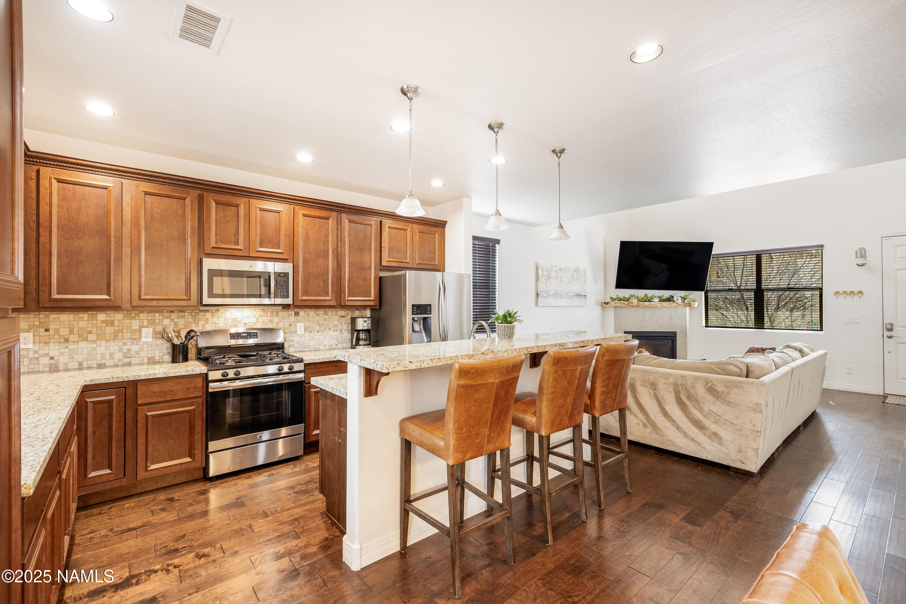2521 W Pollo Circle